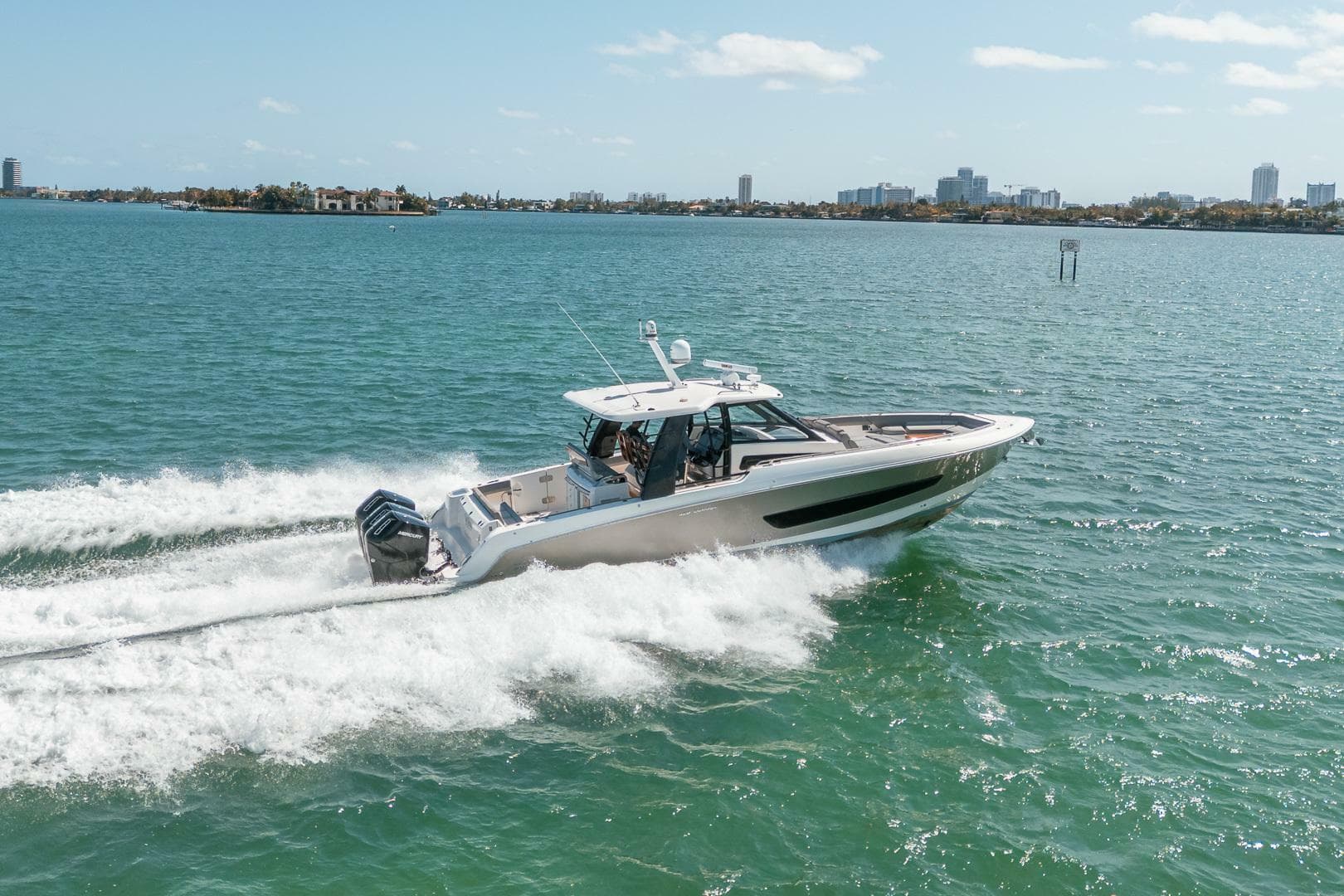 2023 Boston Whaler 420 Outrage — photo 38