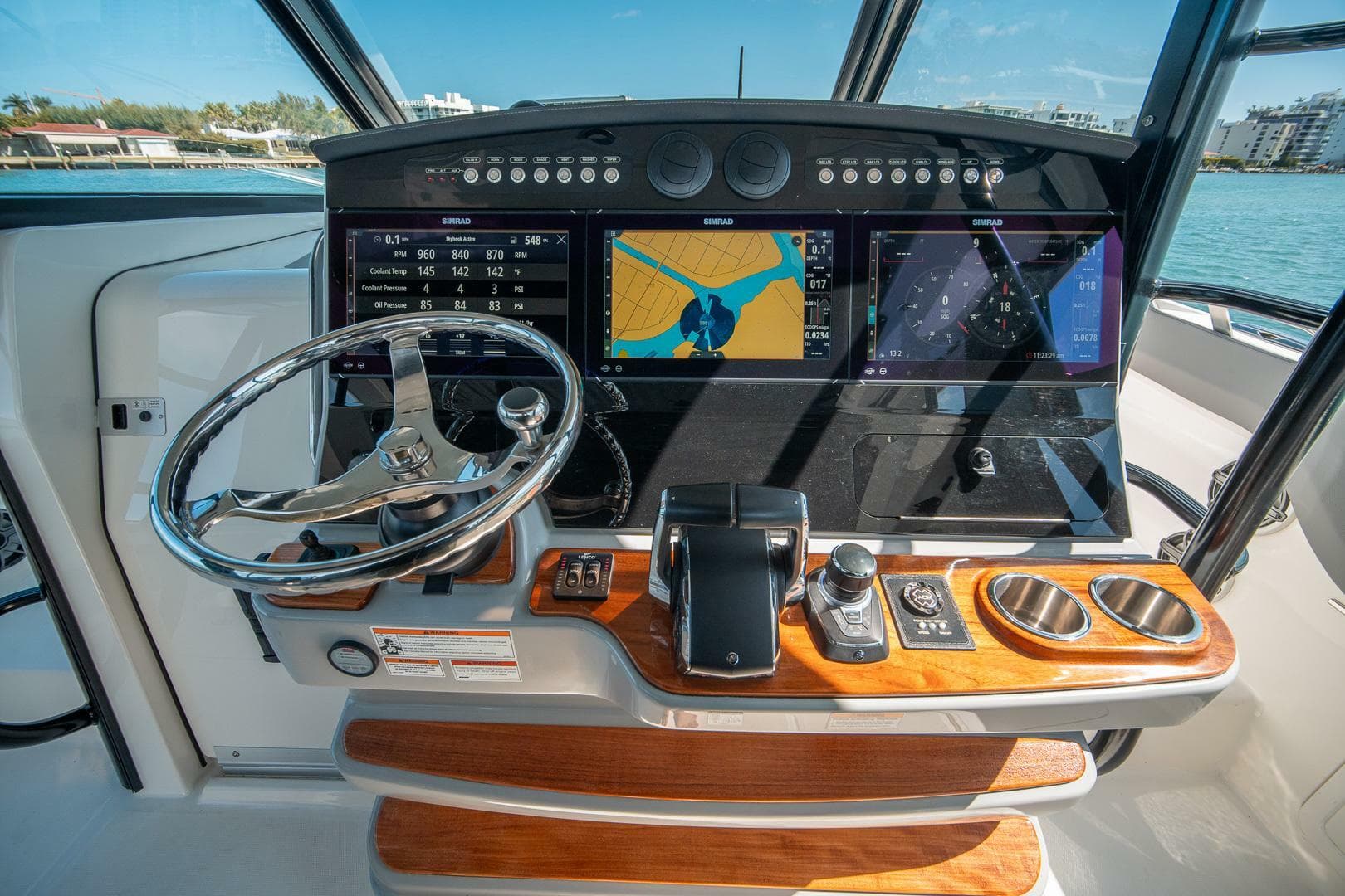 2023 Boston Whaler 420 Outrage — photo 18