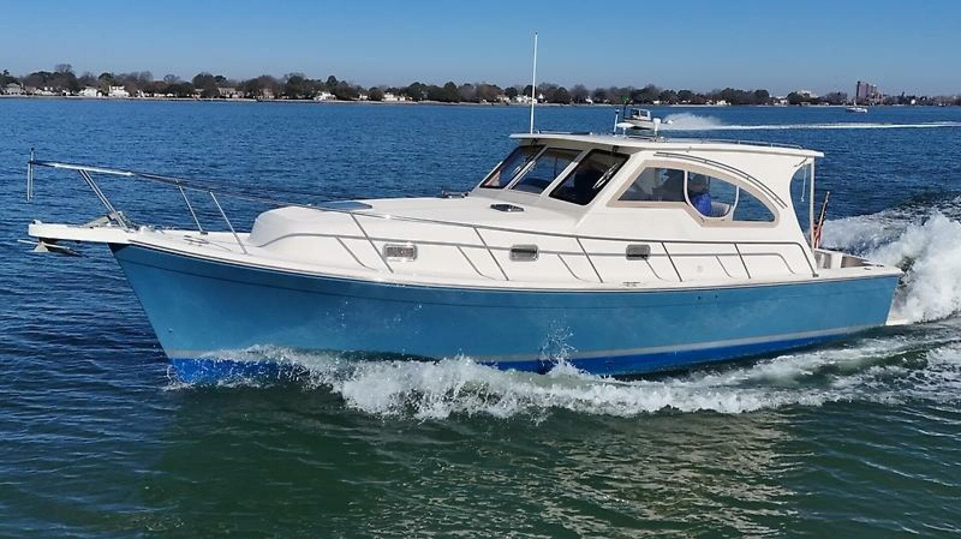 2004 Mainship Pilot 34 — photo 53