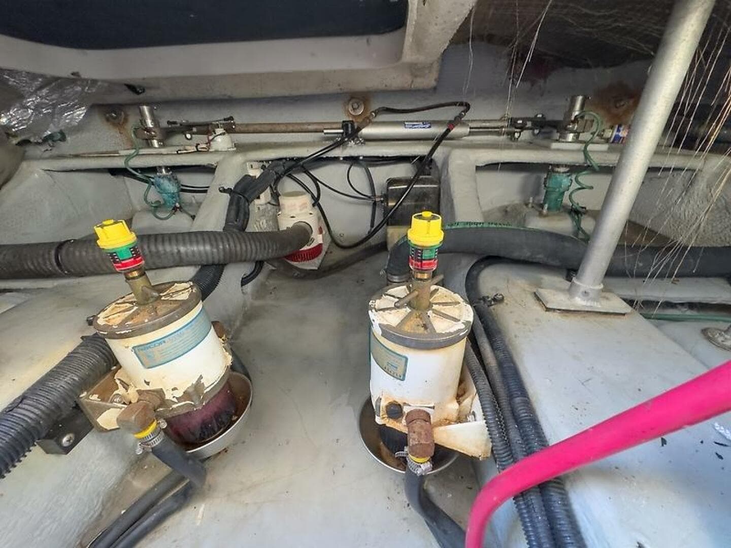 2004 Mainship Pilot 34 — photo 43