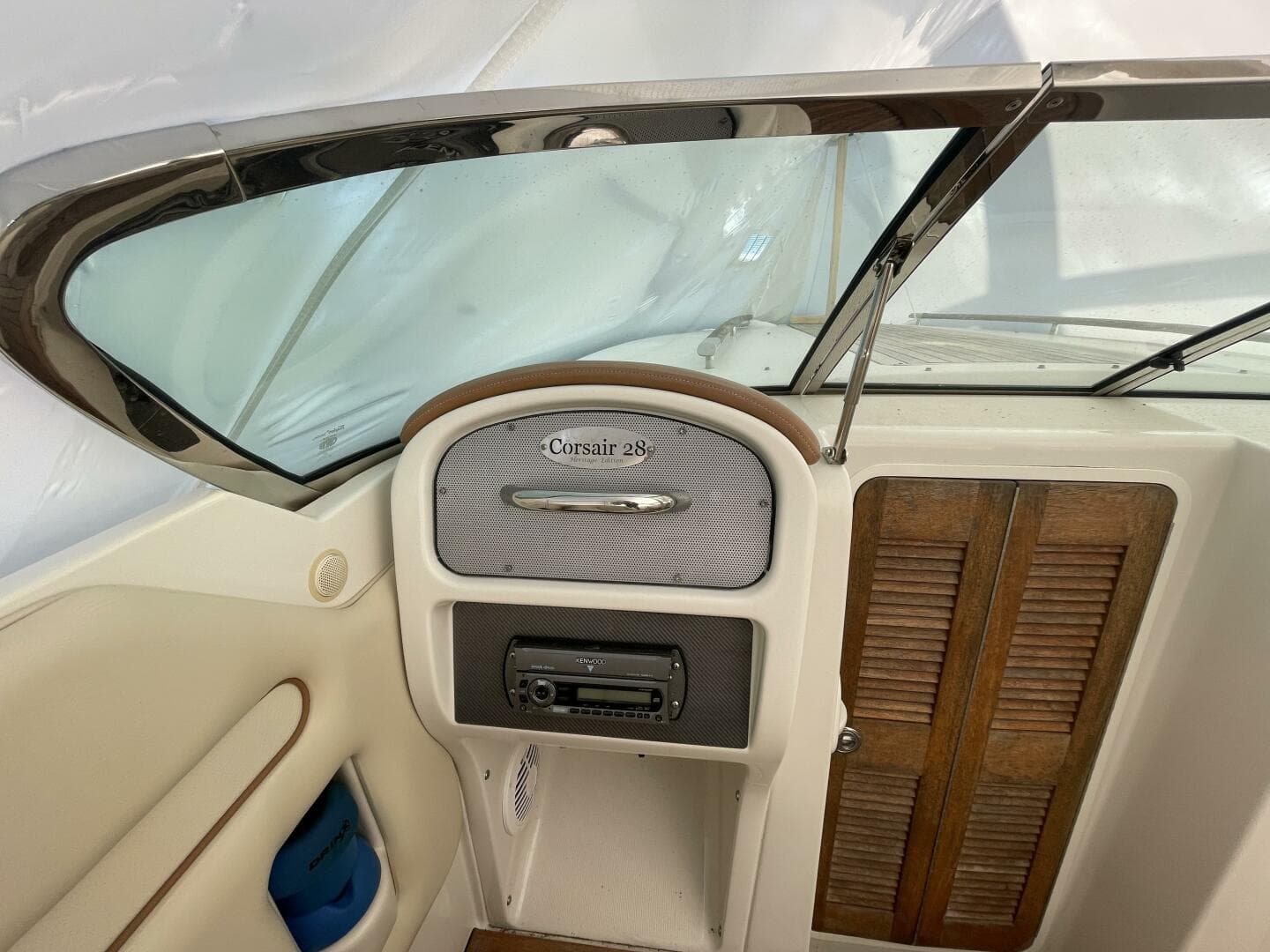 2009 Chris-Craft Corsair 28 Heritage Edition — photo 7