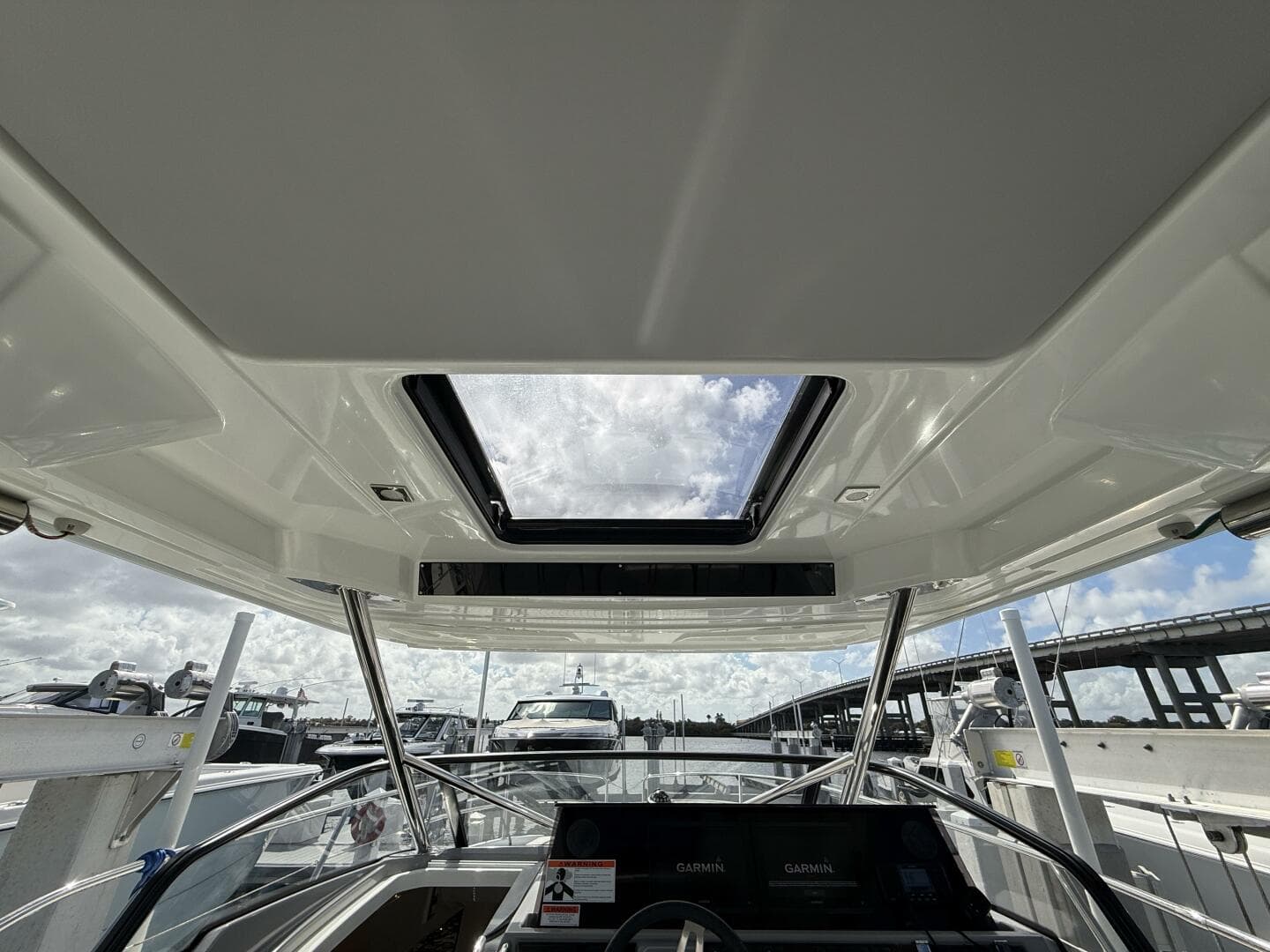 2022 Jeanneau 10.5 Leader WA — photo 17