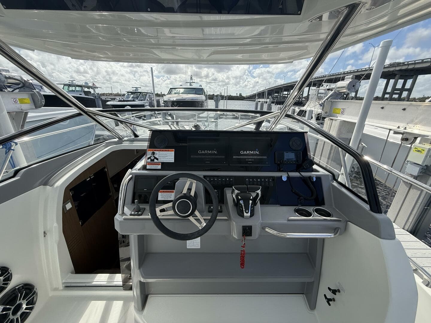 2022 Jeanneau 10.5 Leader WA — photo 14