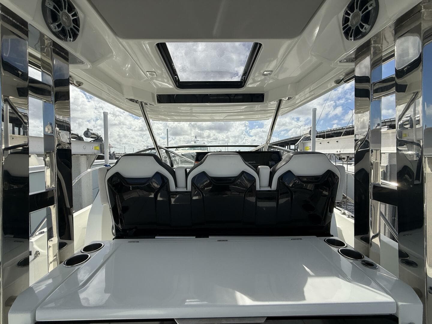 2022 Jeanneau 10.5 Leader WA — photo 12