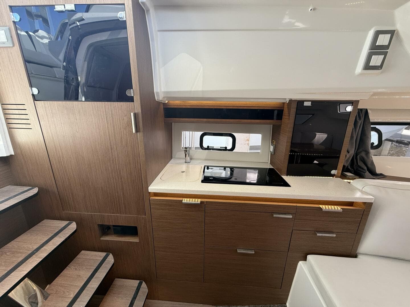 2022 Jeanneau 10.5 Leader WA — photo 20