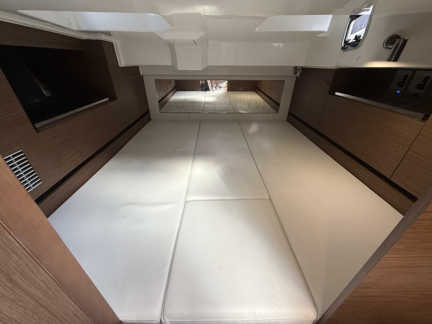 2022 Jeanneau 10.5 Leader WA — photo 21