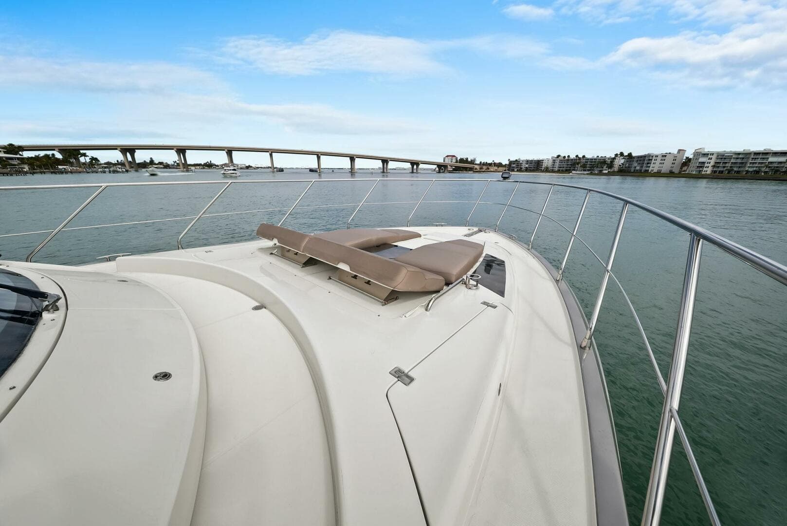 2014 Marquis 630 Sport Yacht — photo 25