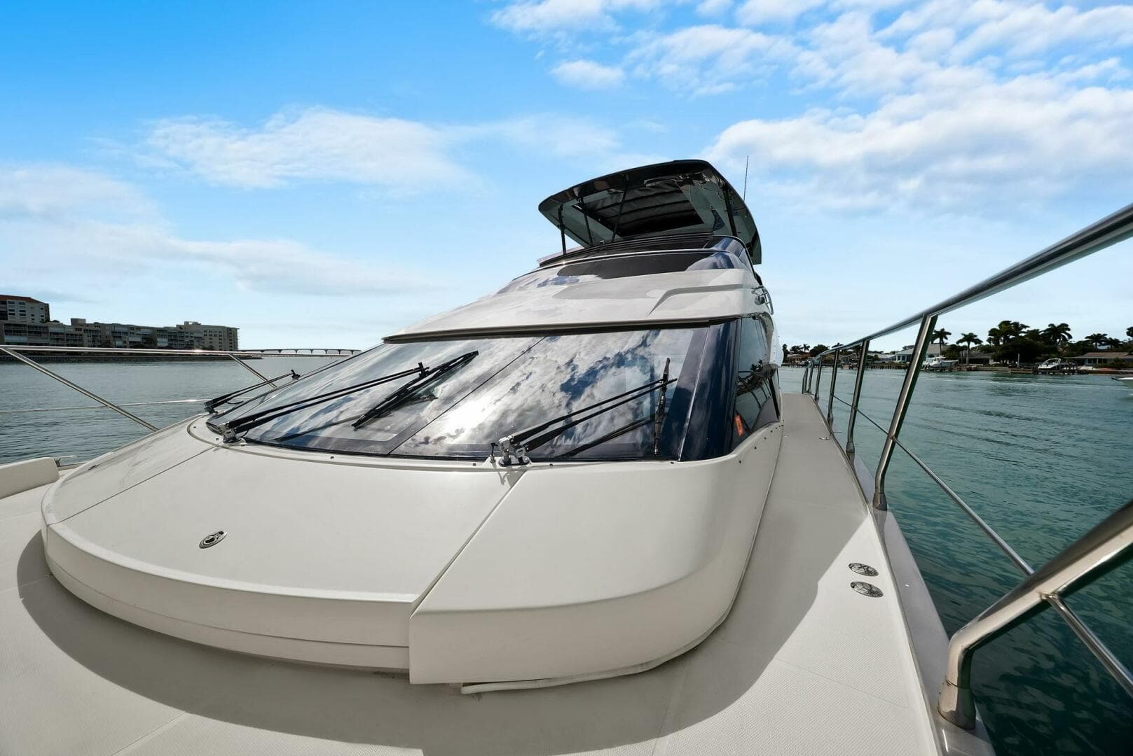 2014 Marquis 630 Sport Yacht — photo 27