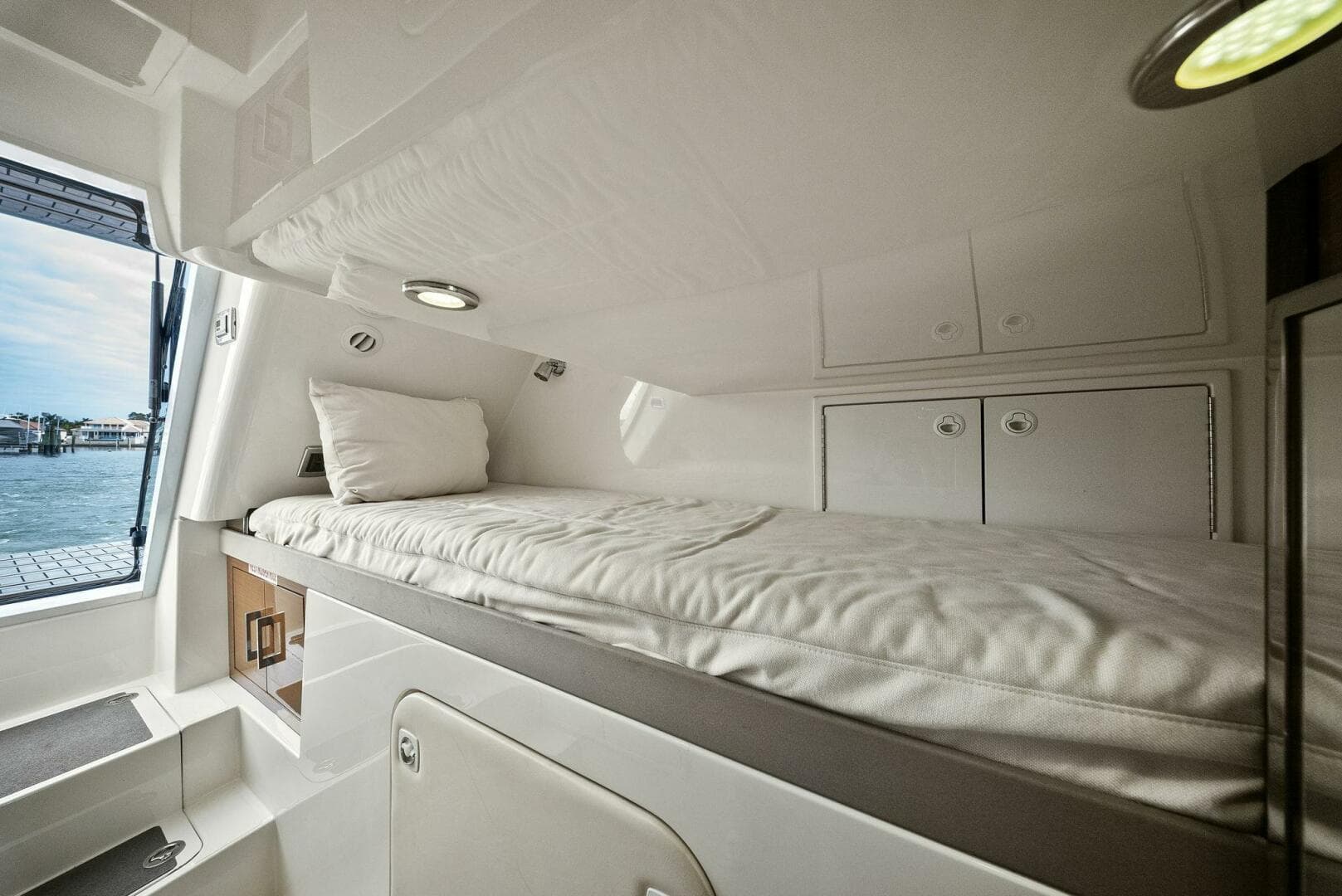 2014 Marquis 630 Sport Yacht — photo 62