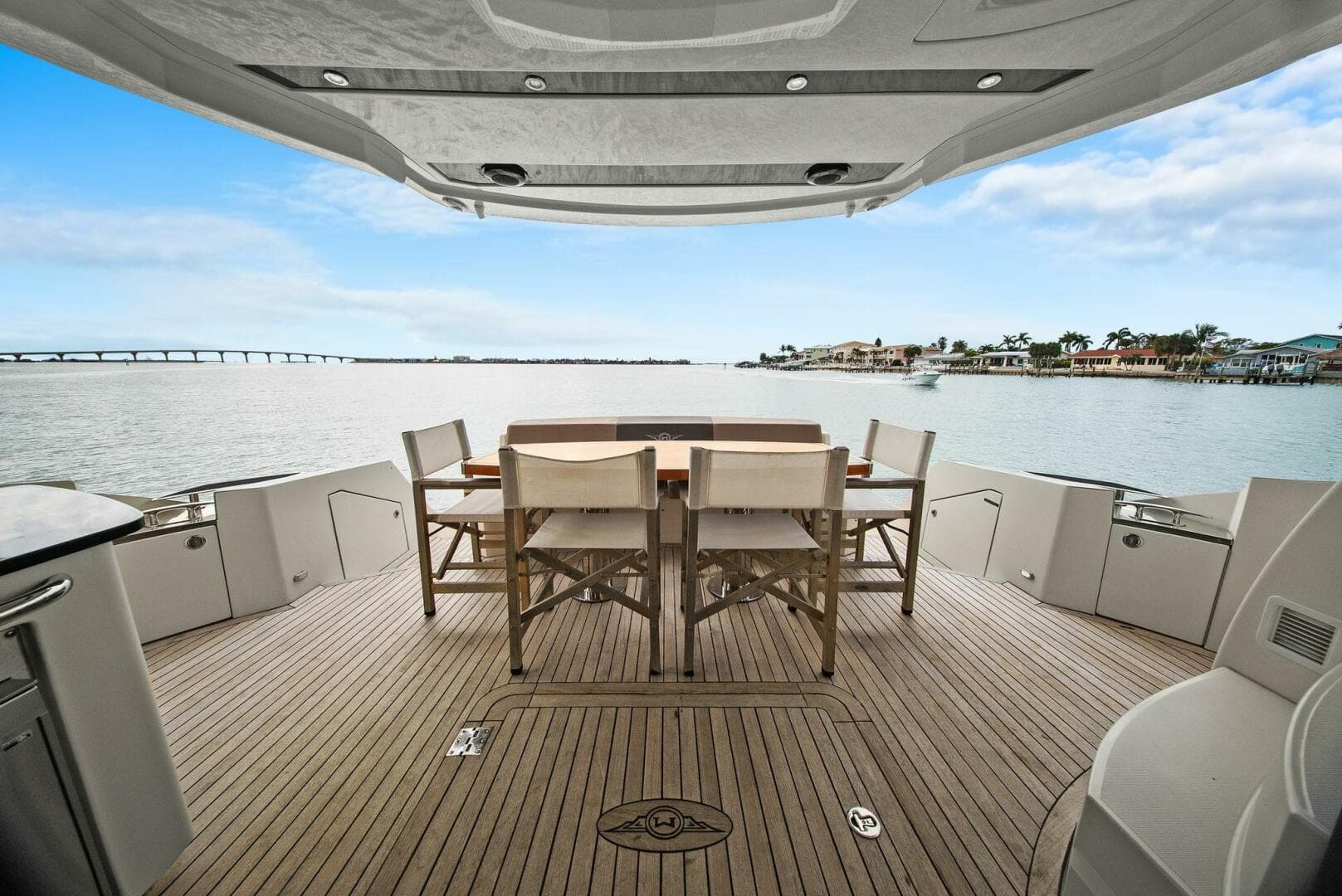2014 Marquis 630 Sport Yacht — photo 18