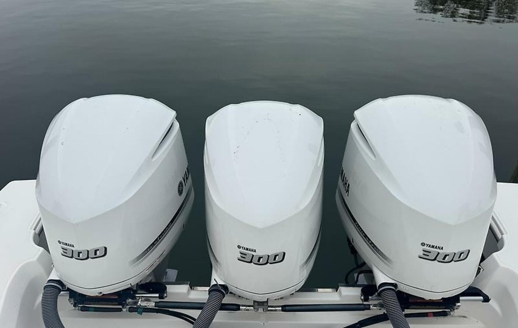 2019 Pursuit OS 355 Offshore — photo 4