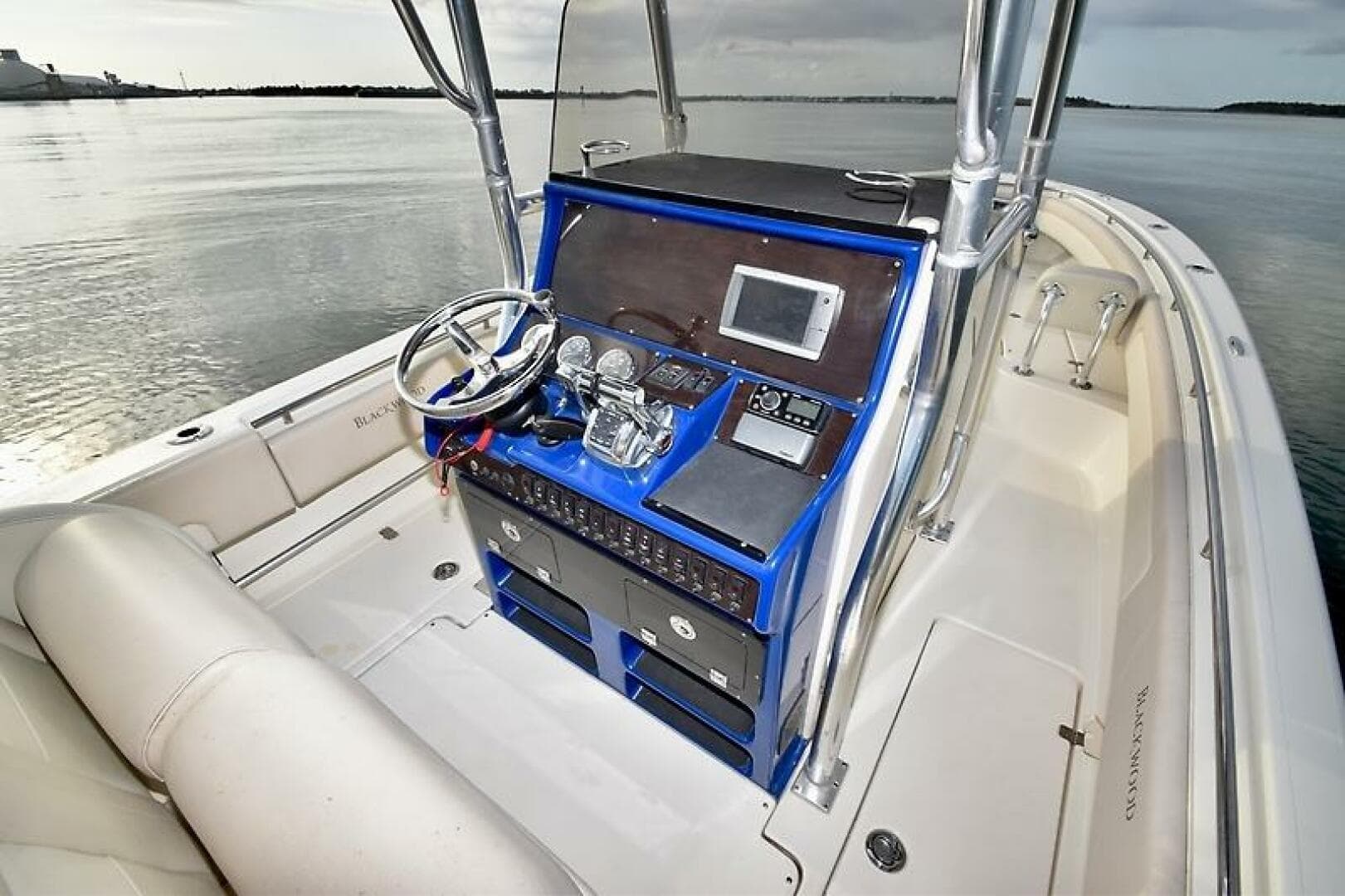 2012 Blackwood 27 — photo 25