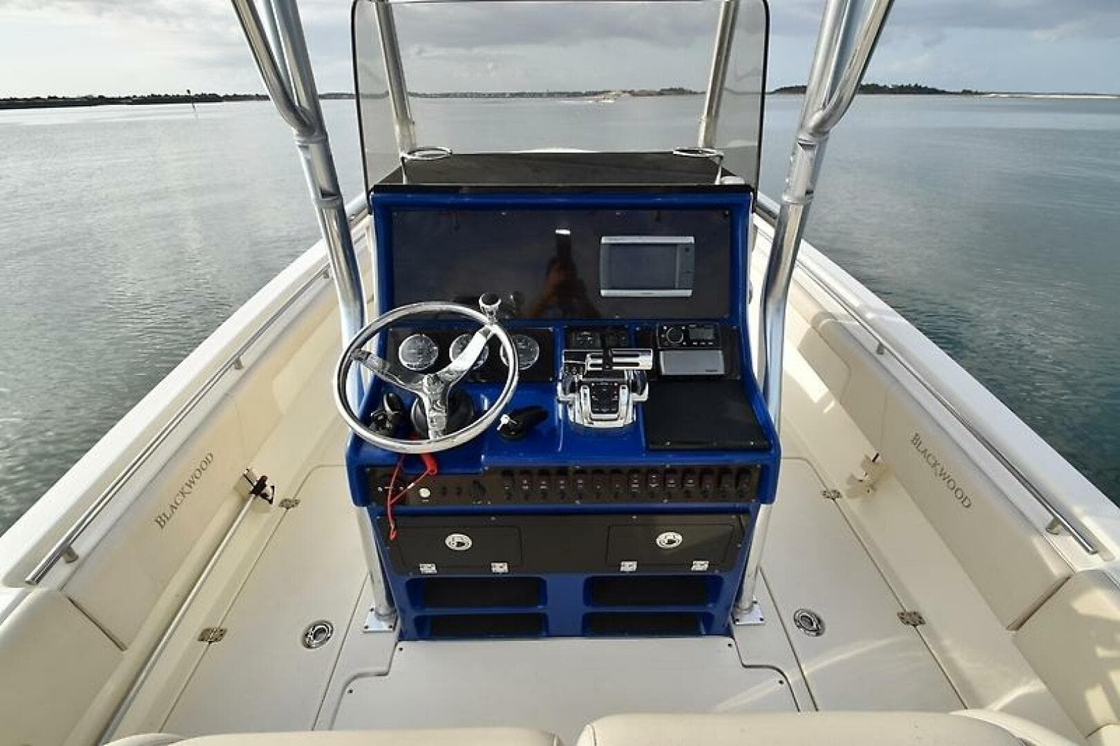 2012 Blackwood 27 — photo 24