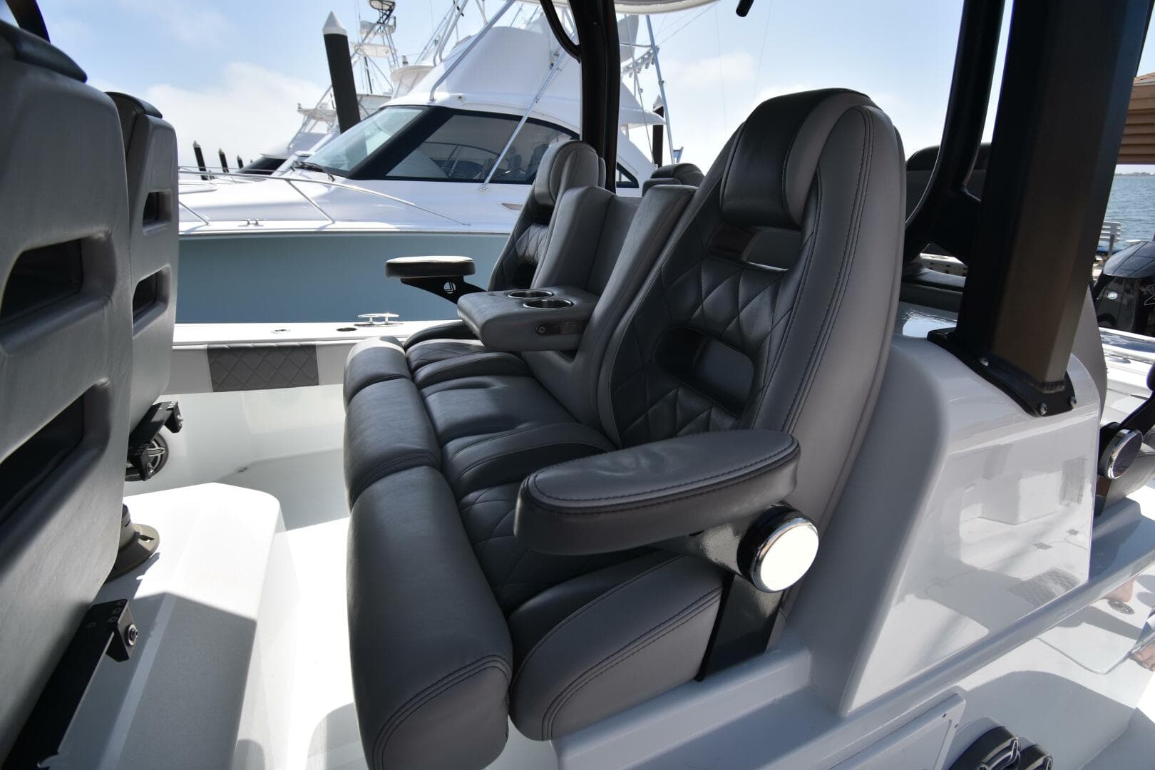 2024 Freeman 47 — photo 7