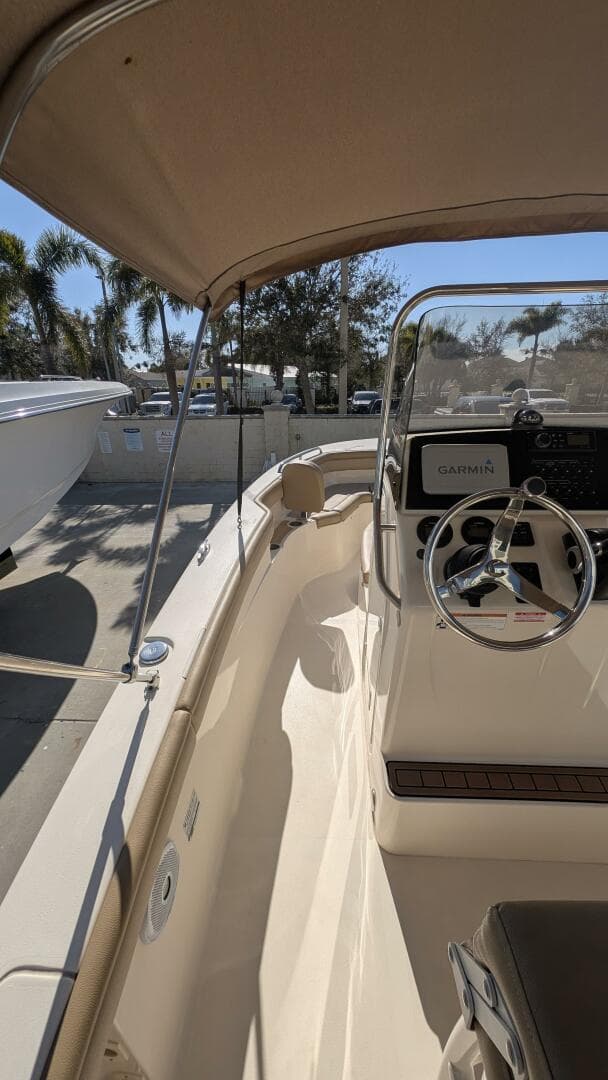 2019 Scout 215 Xsf — photo 26