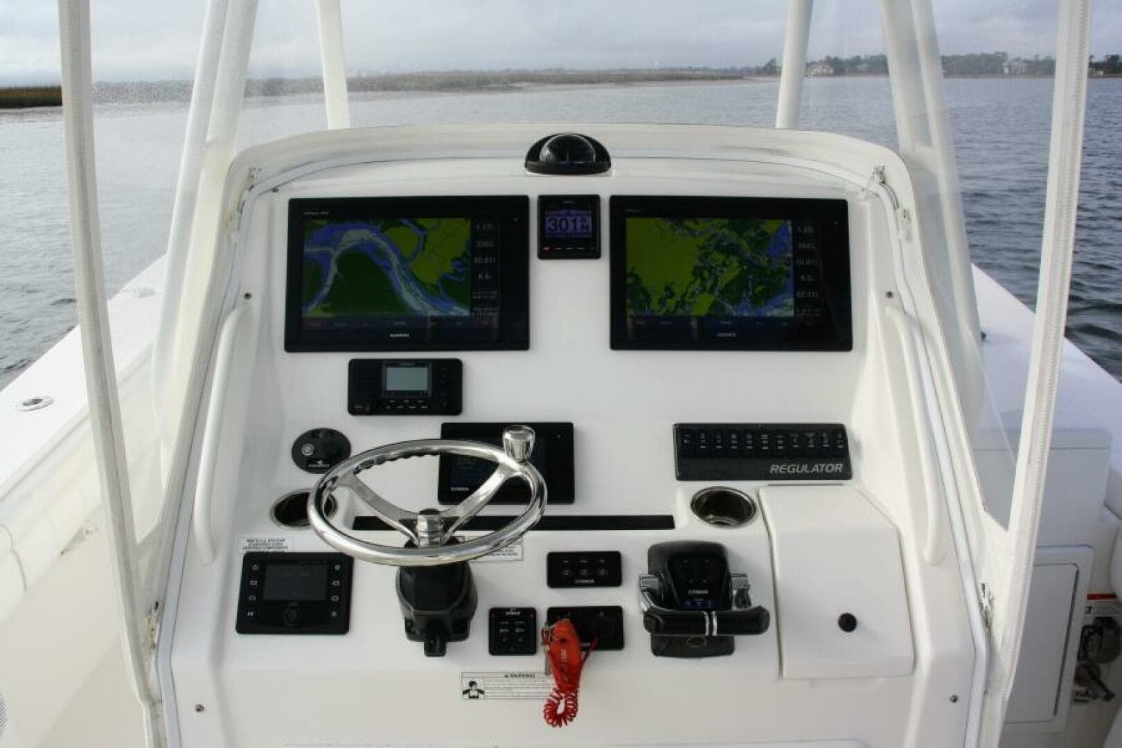 2018 Regulator 34 SS — photo 14