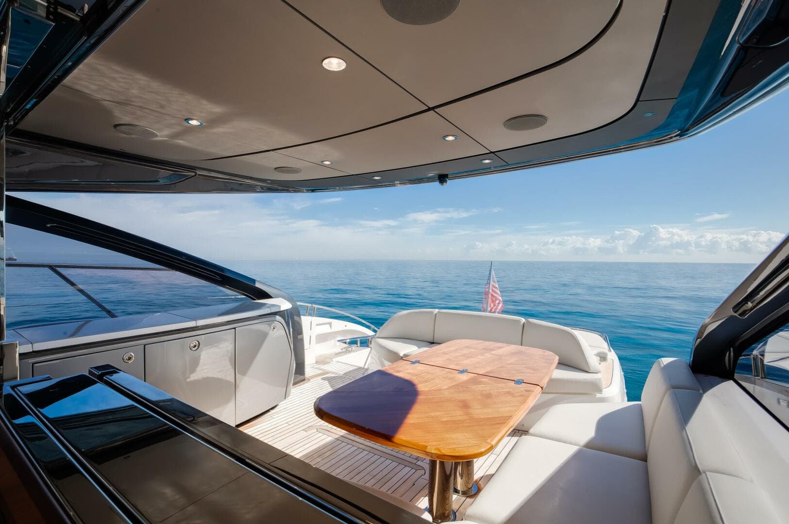 2025 Princess V55 — photo 15