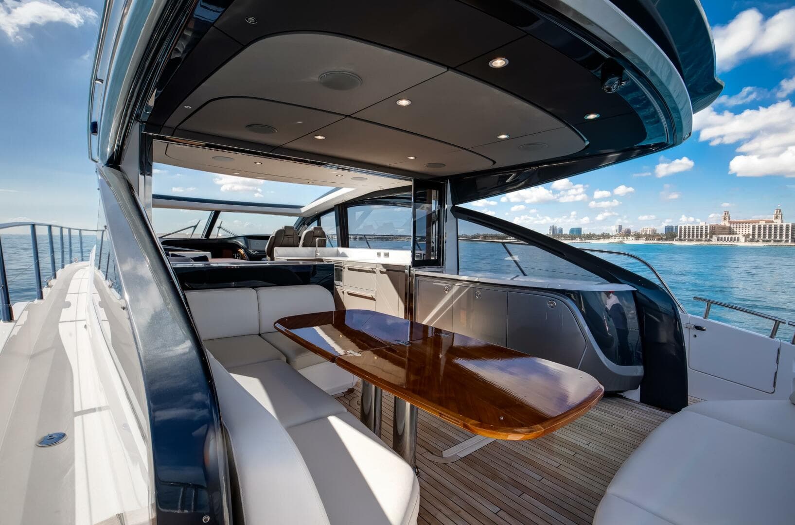 2025 Princess V55 — photo 14