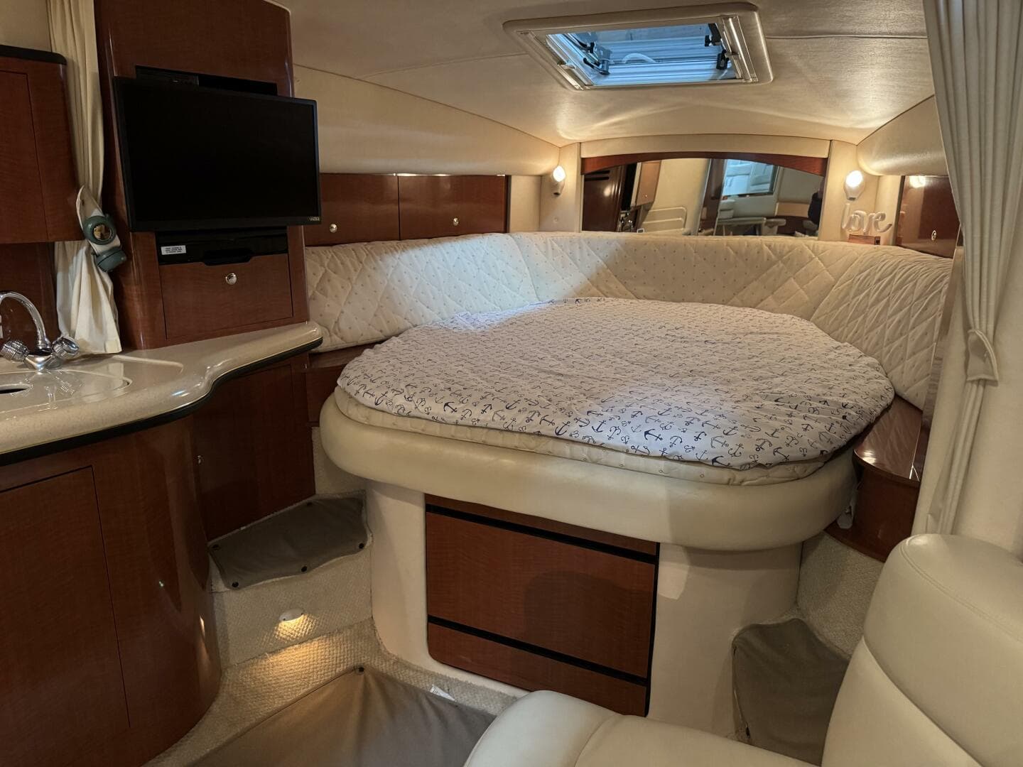 2002 Sea Ray 320 Sundancer — photo 7