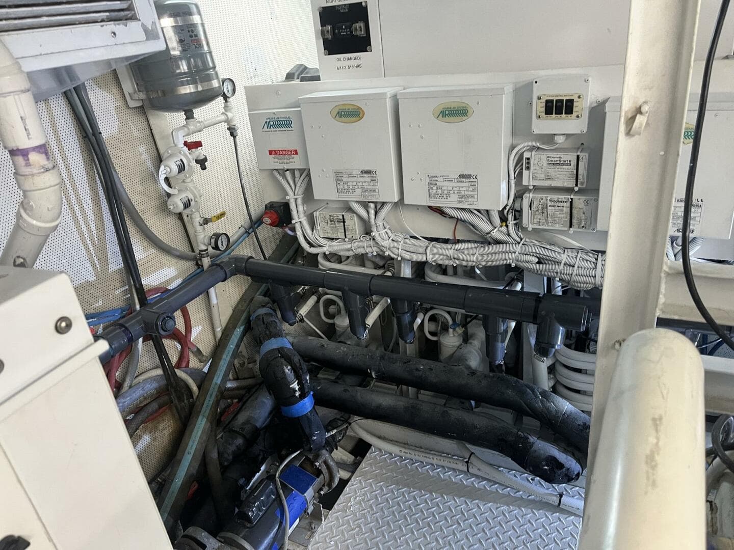 1990 Broward Custom Extended — photo 90