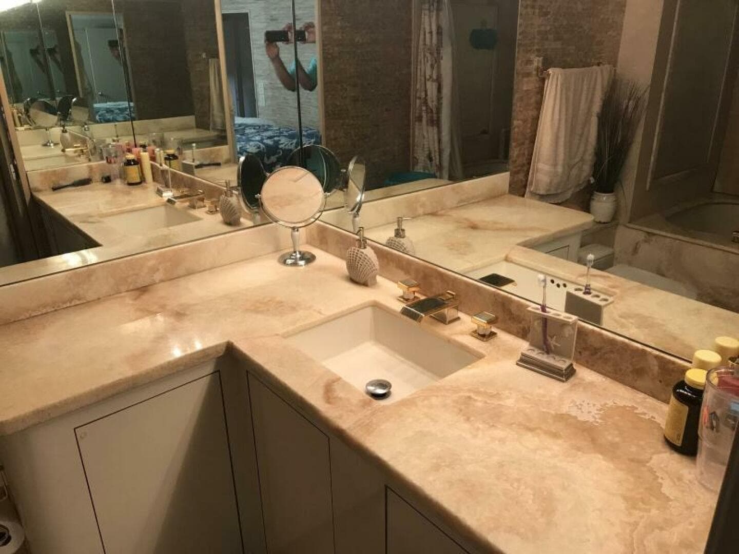 1990 Broward Custom Extended — photo 31