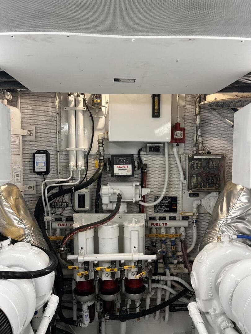 1990 Broward Custom Extended — photo 87