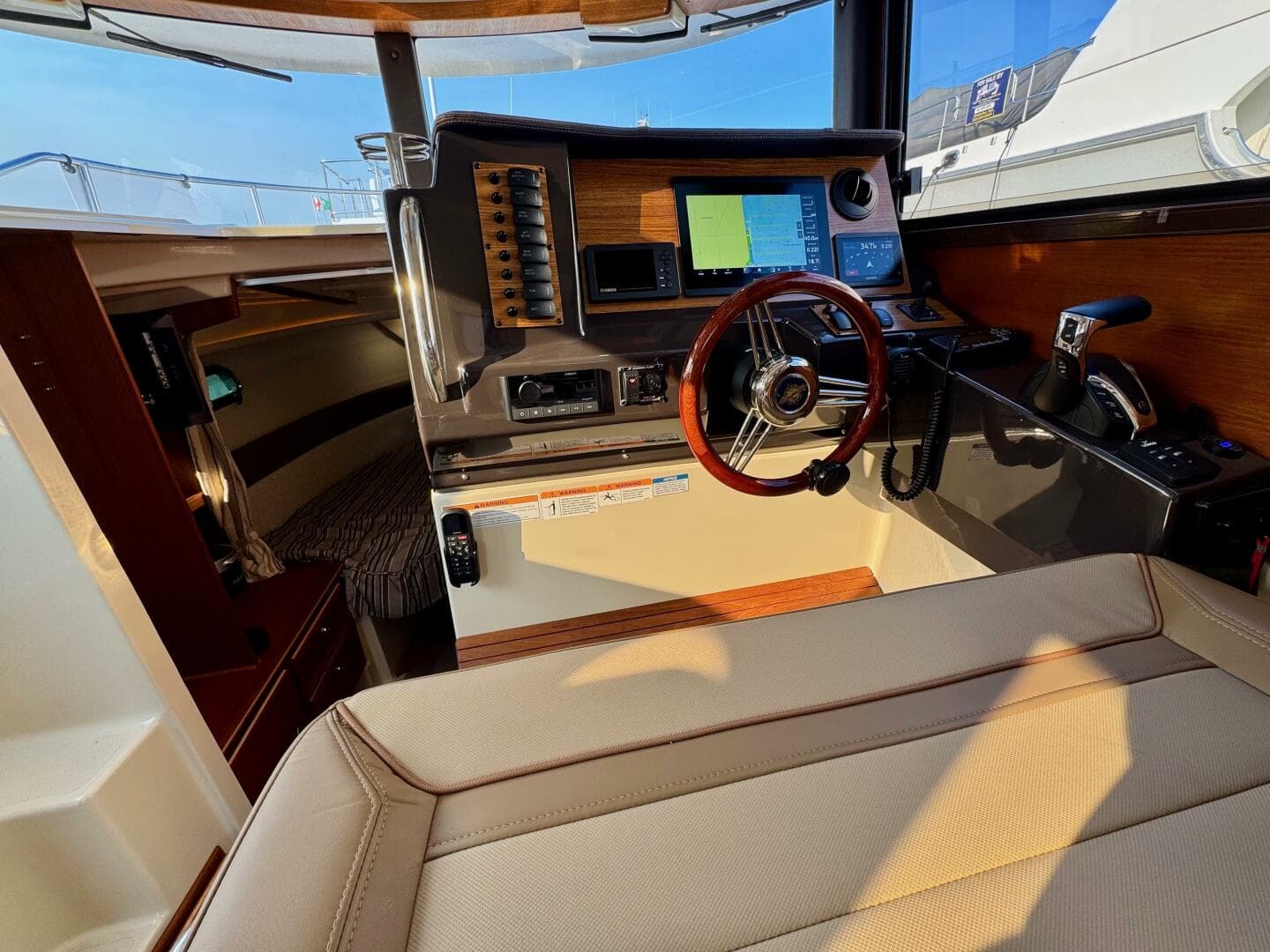 2024 Ranger Tugs — photo 33