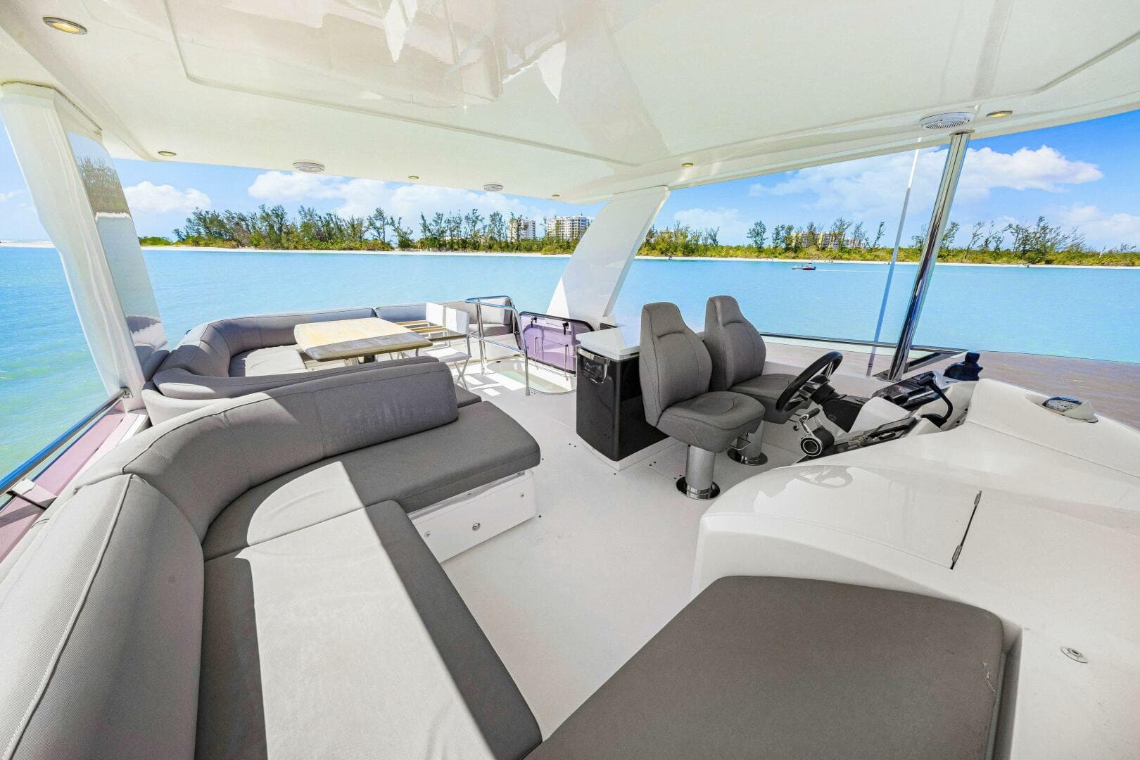 2017 Princess 56 — photo 47