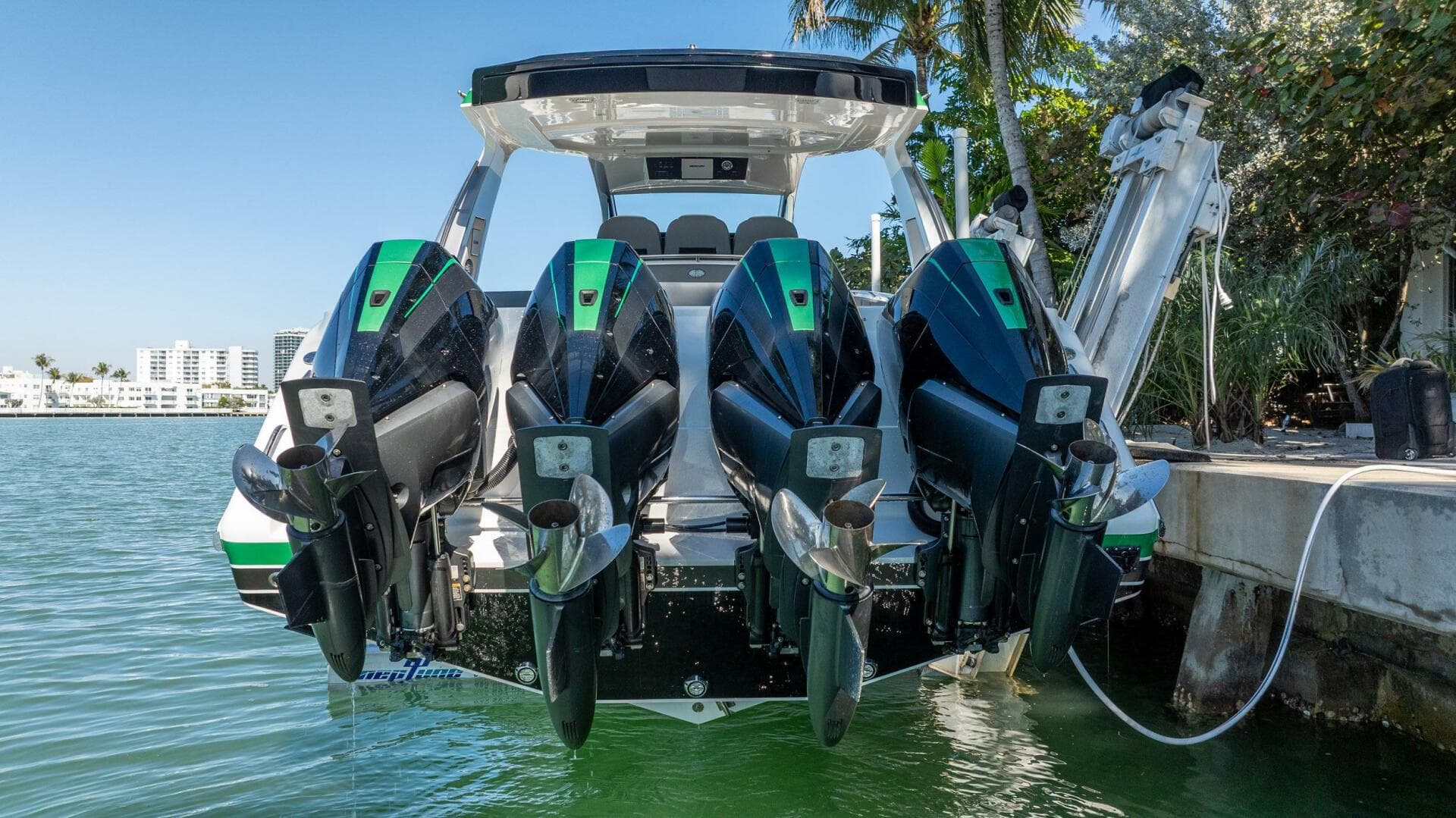 2024 Cigarette 42 Auroris — photo 39