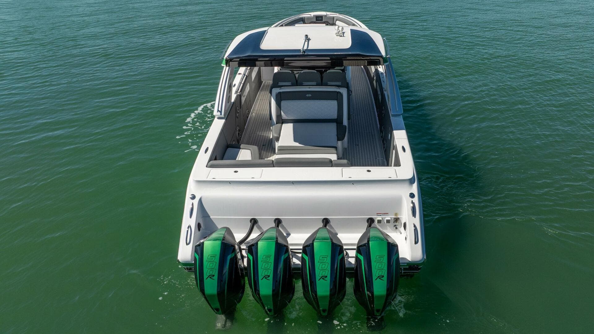 2024 Cigarette 42 Auroris — photo 32