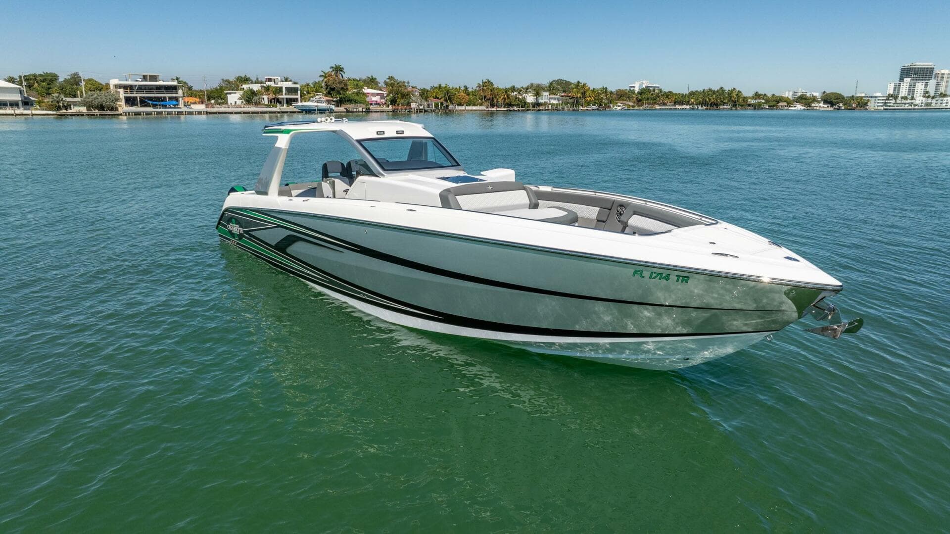 2024 Cigarette 42 Auroris — photo 27