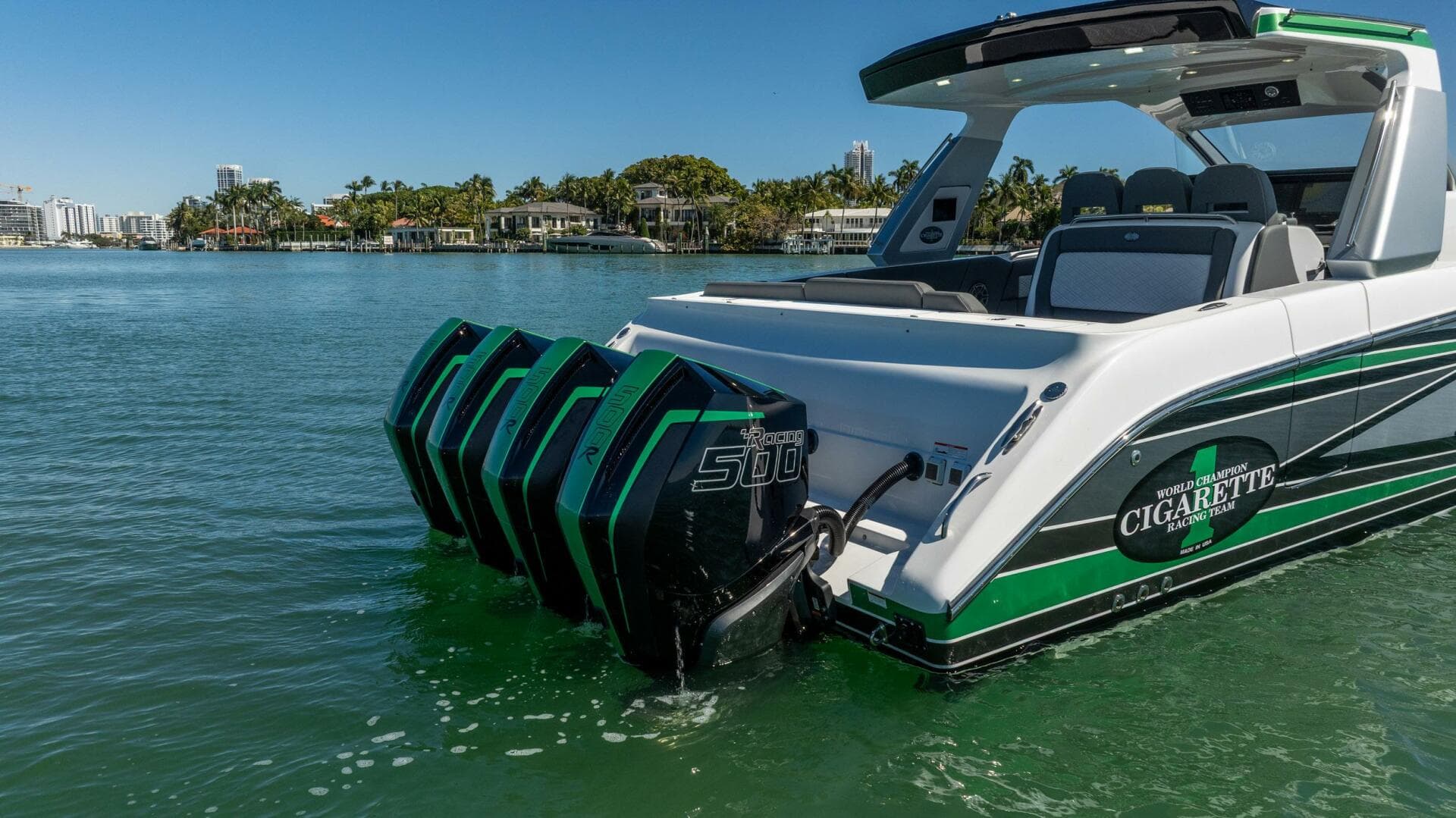 2024 Cigarette 42 Auroris — photo 30