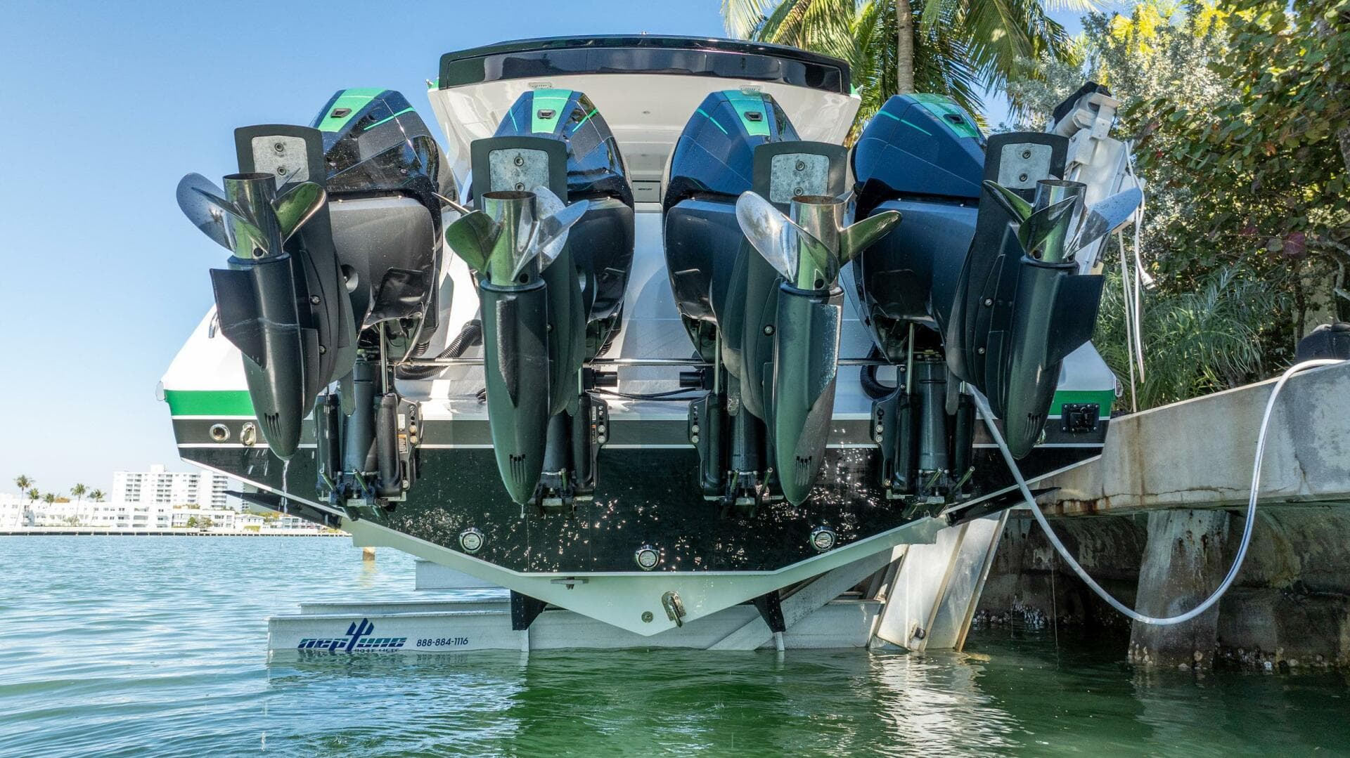 2024 Cigarette 42 Auroris — photo 41