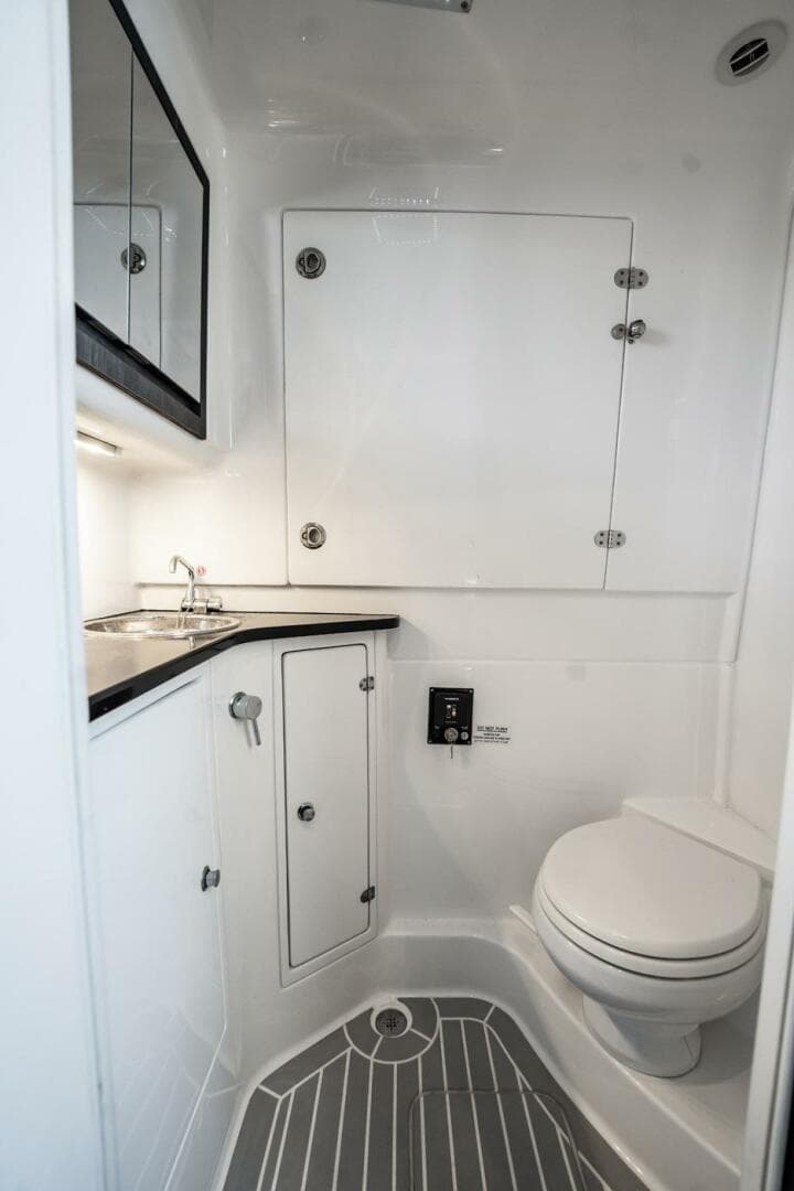 2024 Cigarette 42 Auroris — photo 74