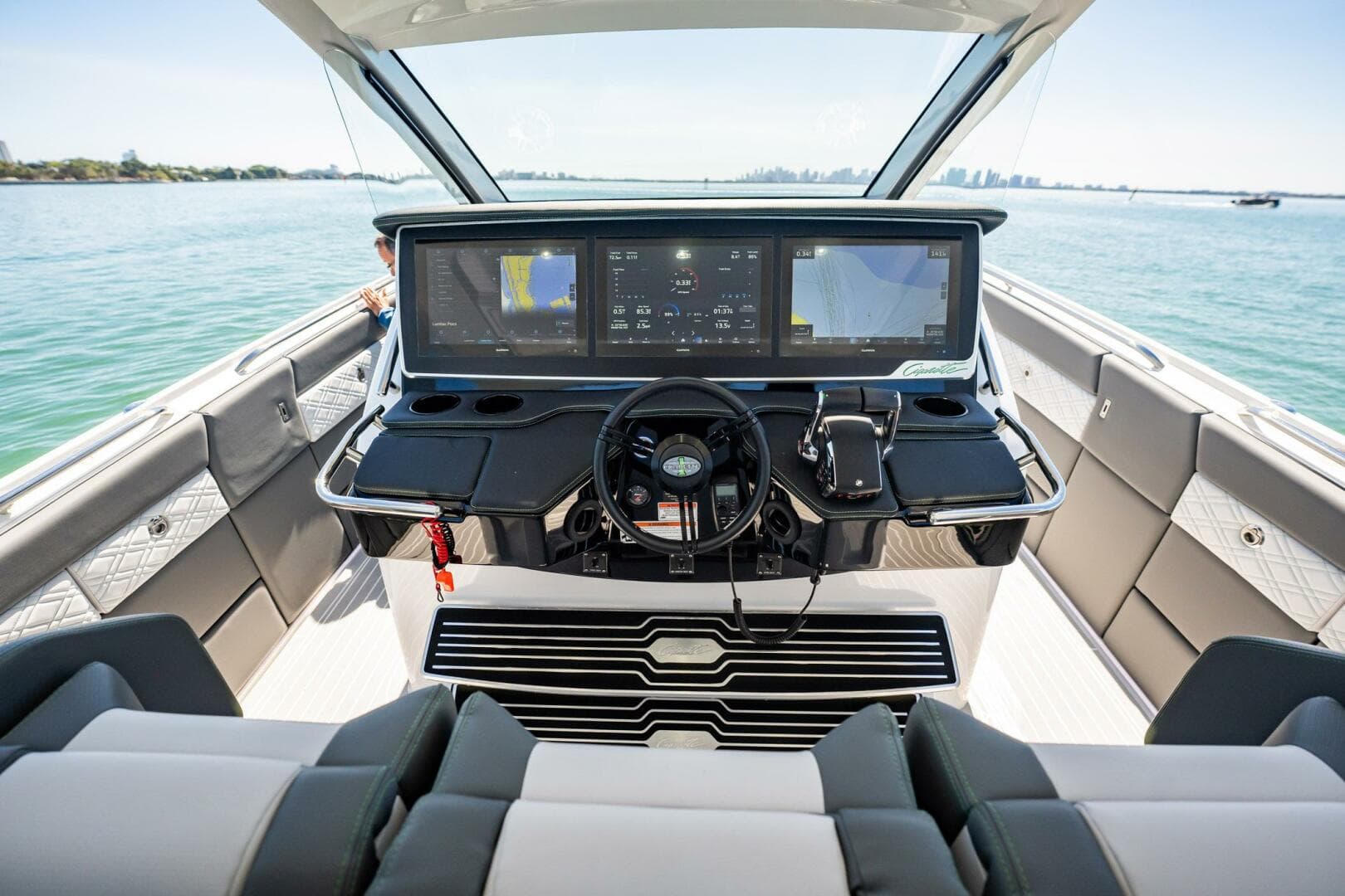 2024 Cigarette 42 Auroris — photo 50