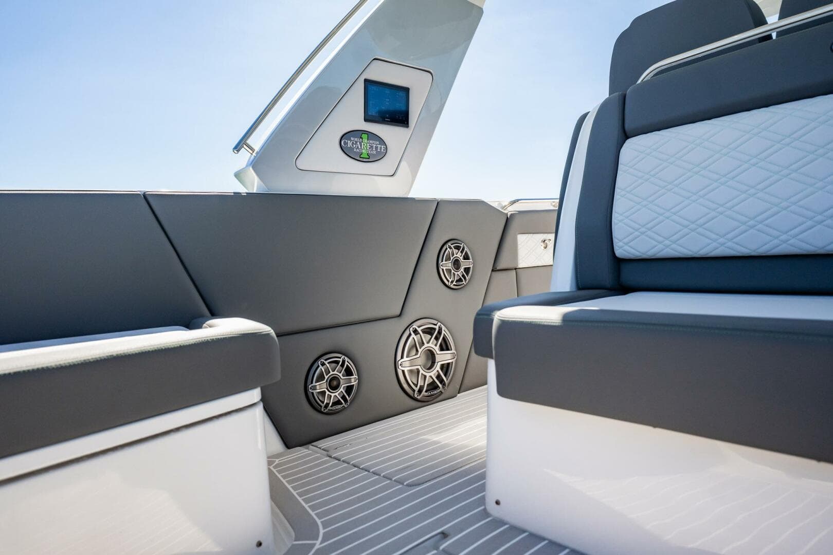 2024 Cigarette 42 Auroris — photo 91