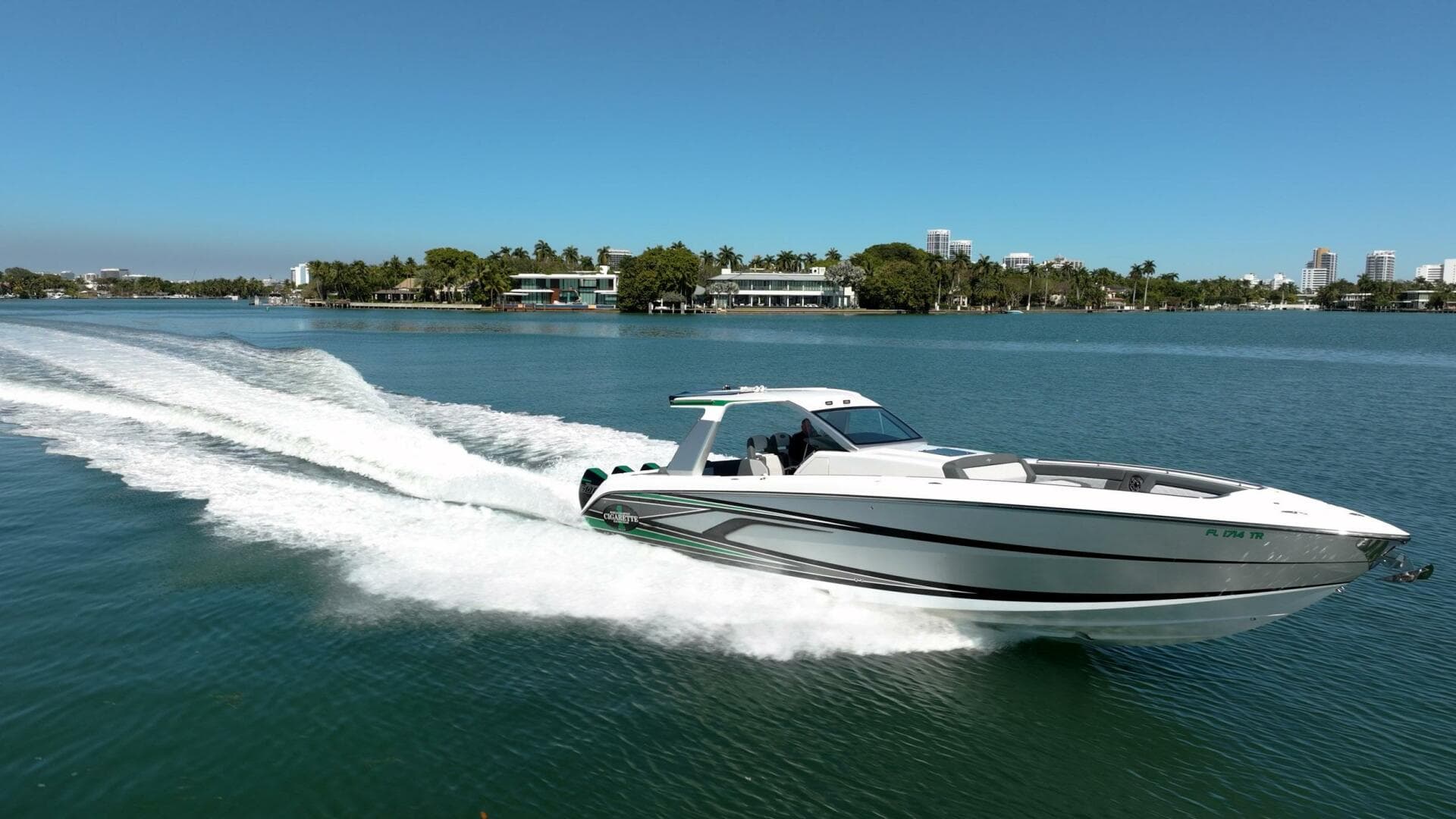 2024 Cigarette 42 Auroris — photo 3