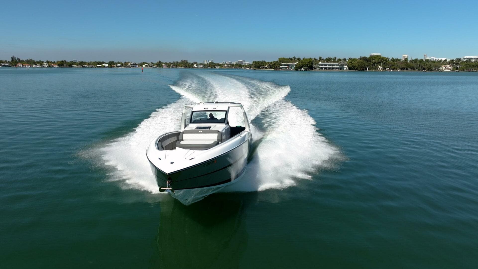 2024 Cigarette 42 Auroris — photo 5