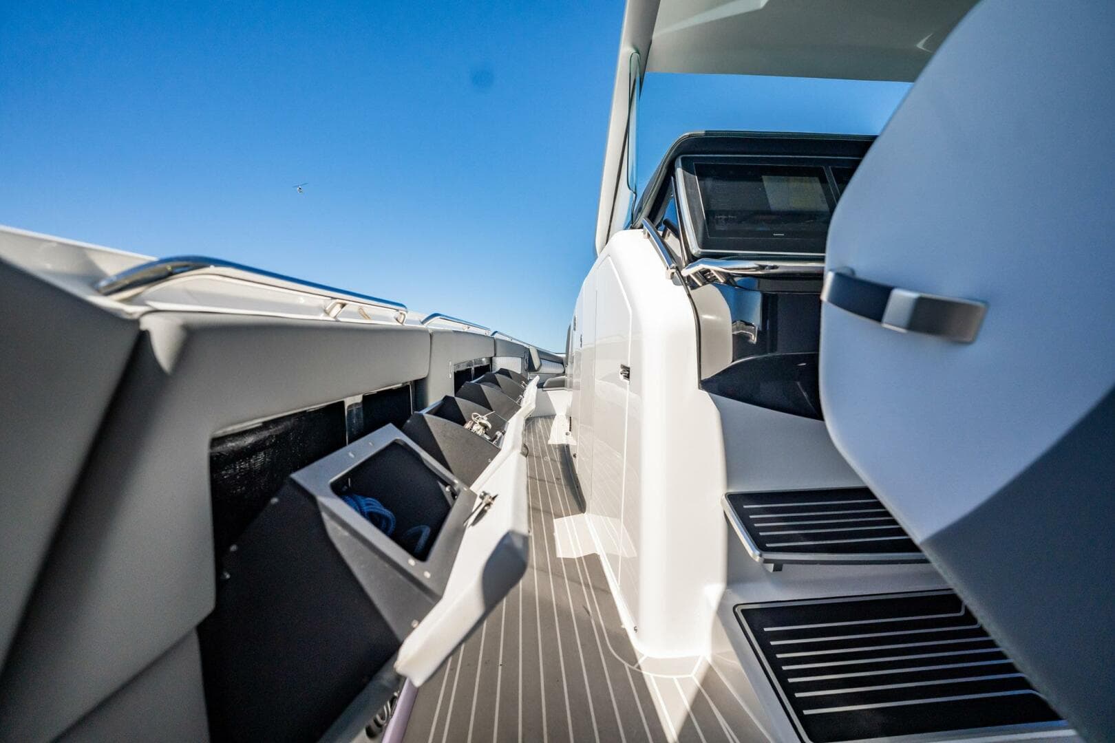 2024 Cigarette 42 Auroris — photo 53