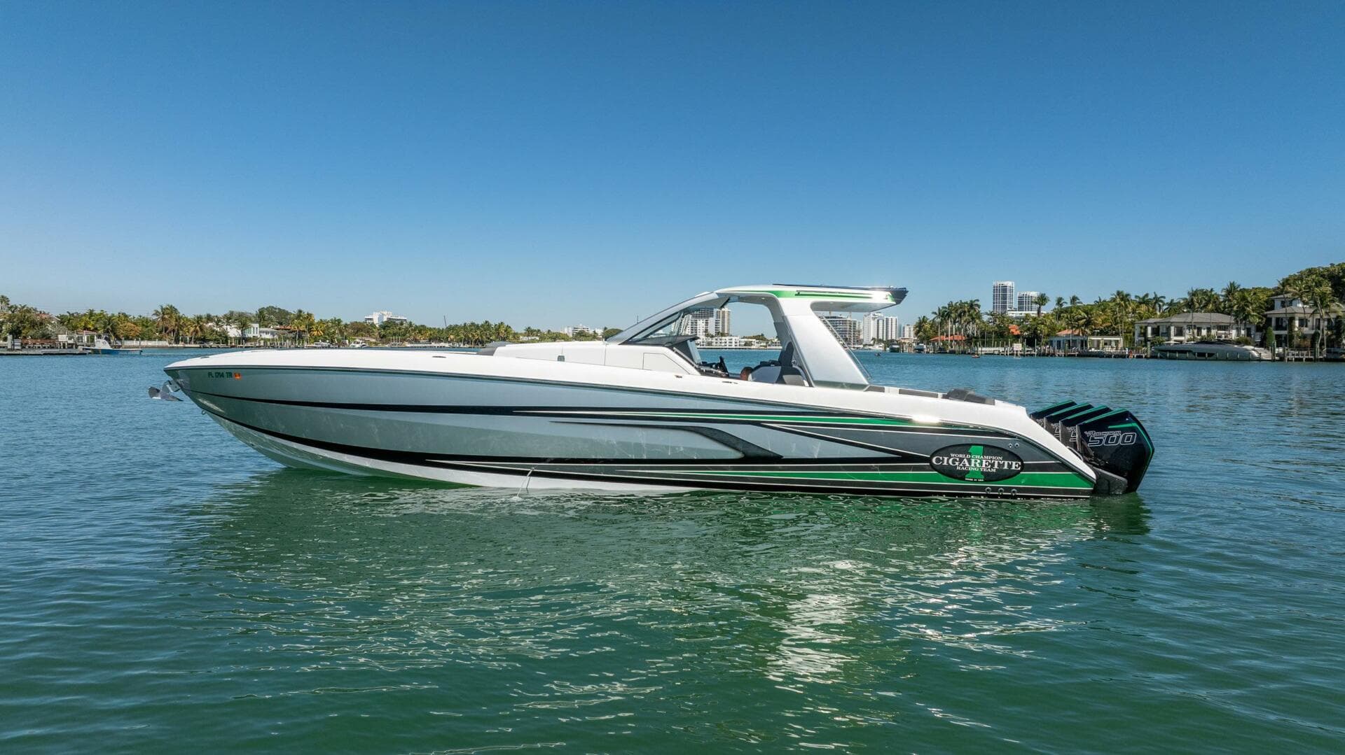 2024 Cigarette 42 Auroris — photo 36