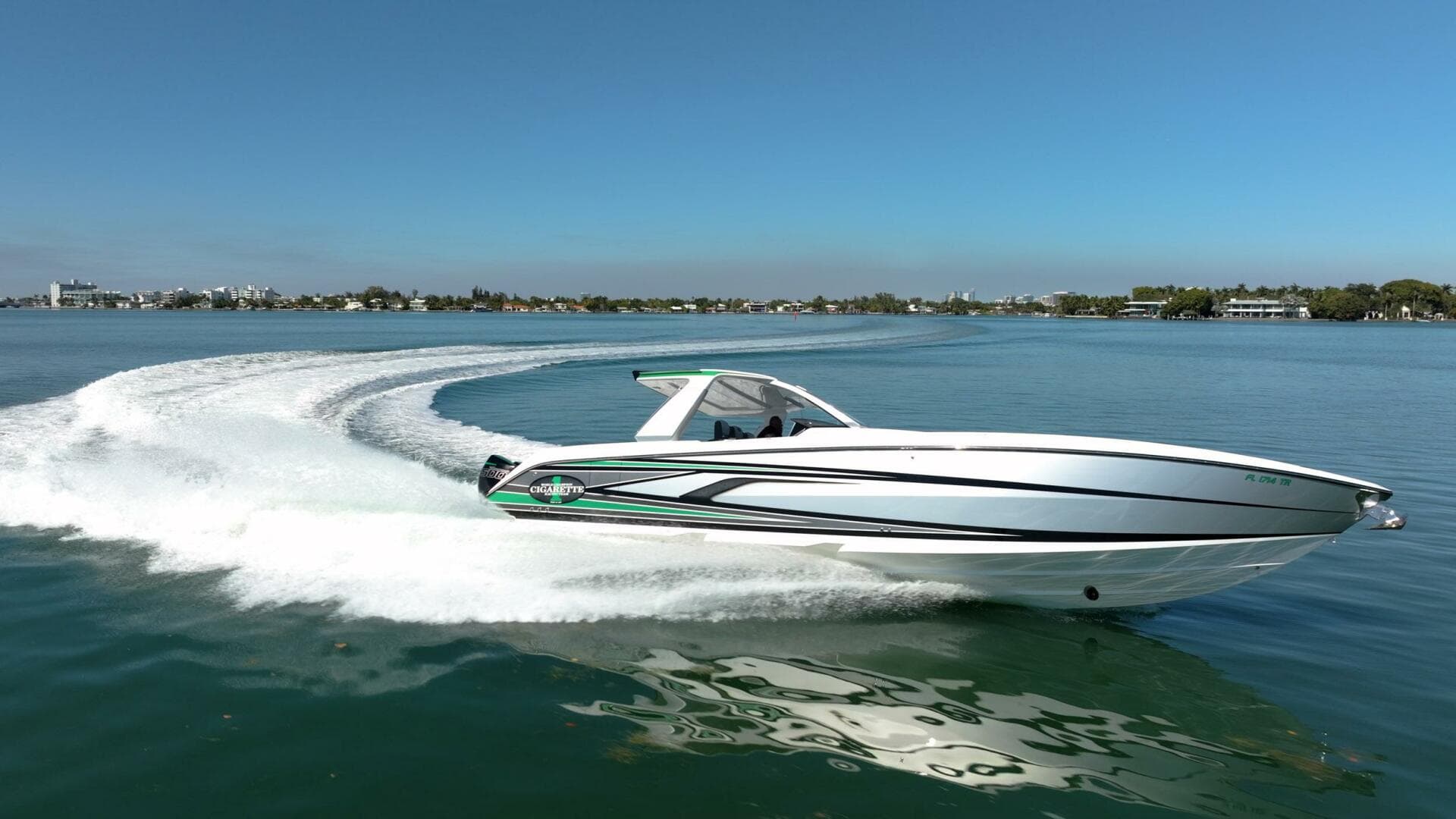 2024 Cigarette 42 Auroris — photo 11