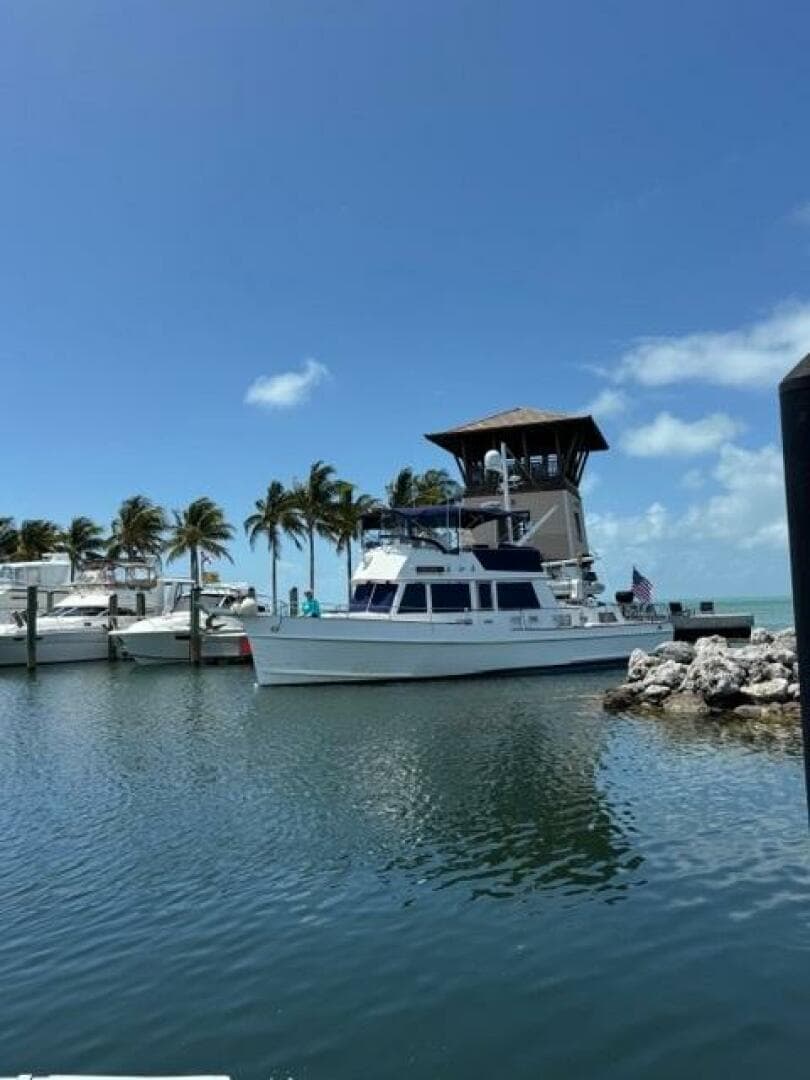 2002 Grand Banks Classic — photo 2