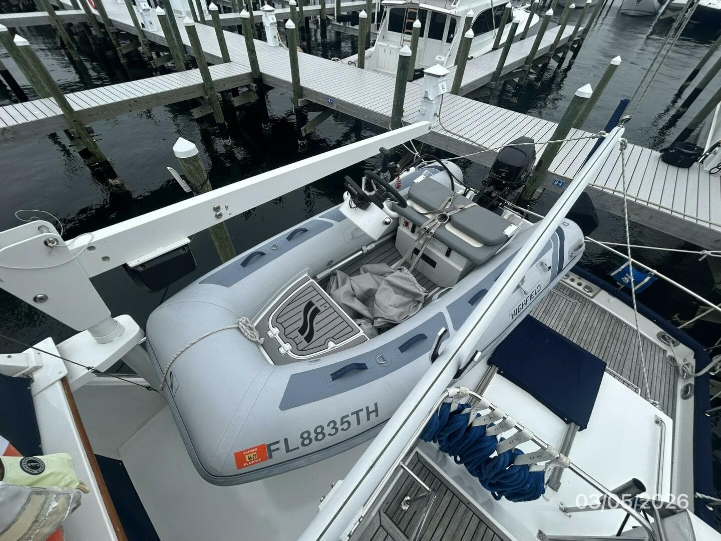 2002 Grand Banks Classic — photo 31