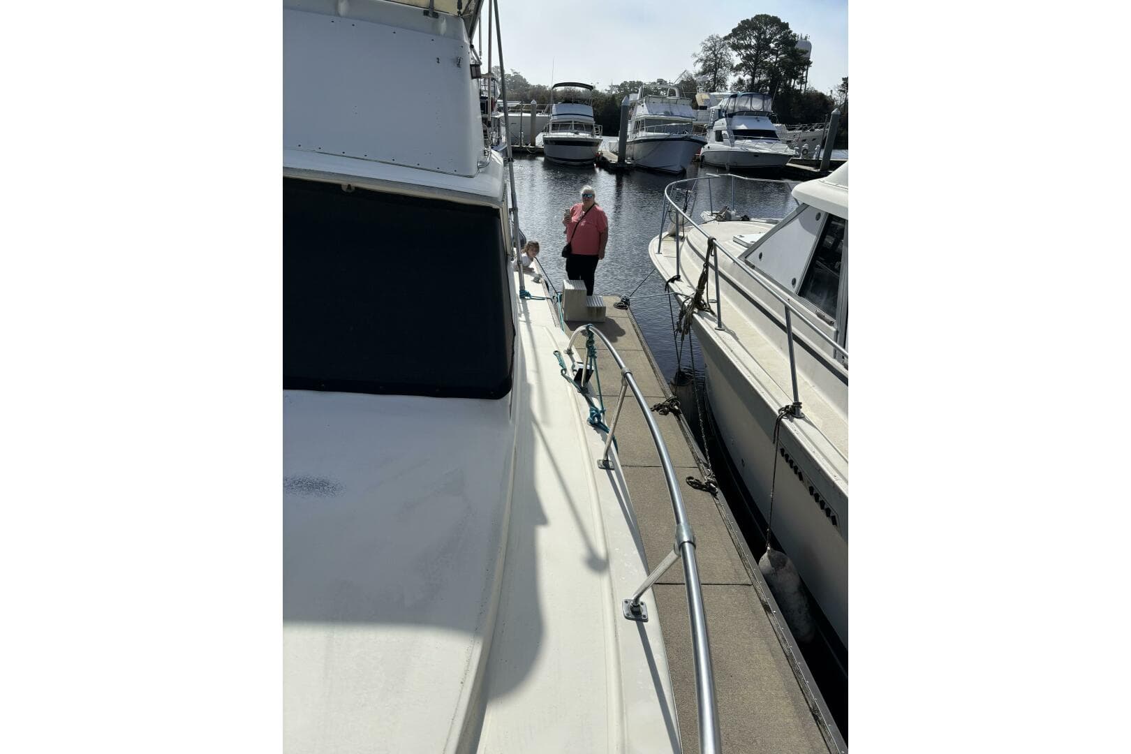 1969 Chris-Craft 35 Commander — photo 5