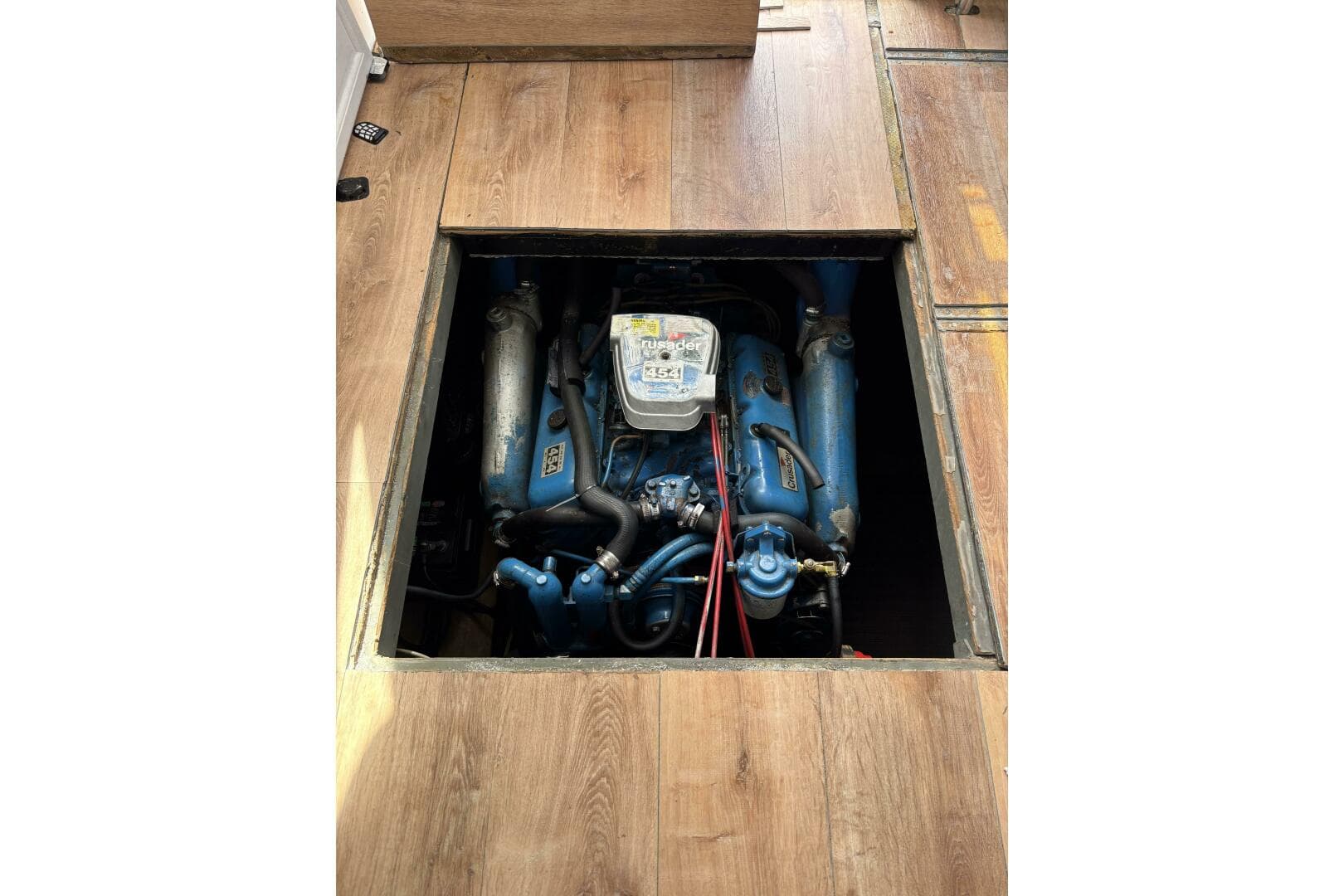 1969 Chris-Craft 35 Commander — photo 23