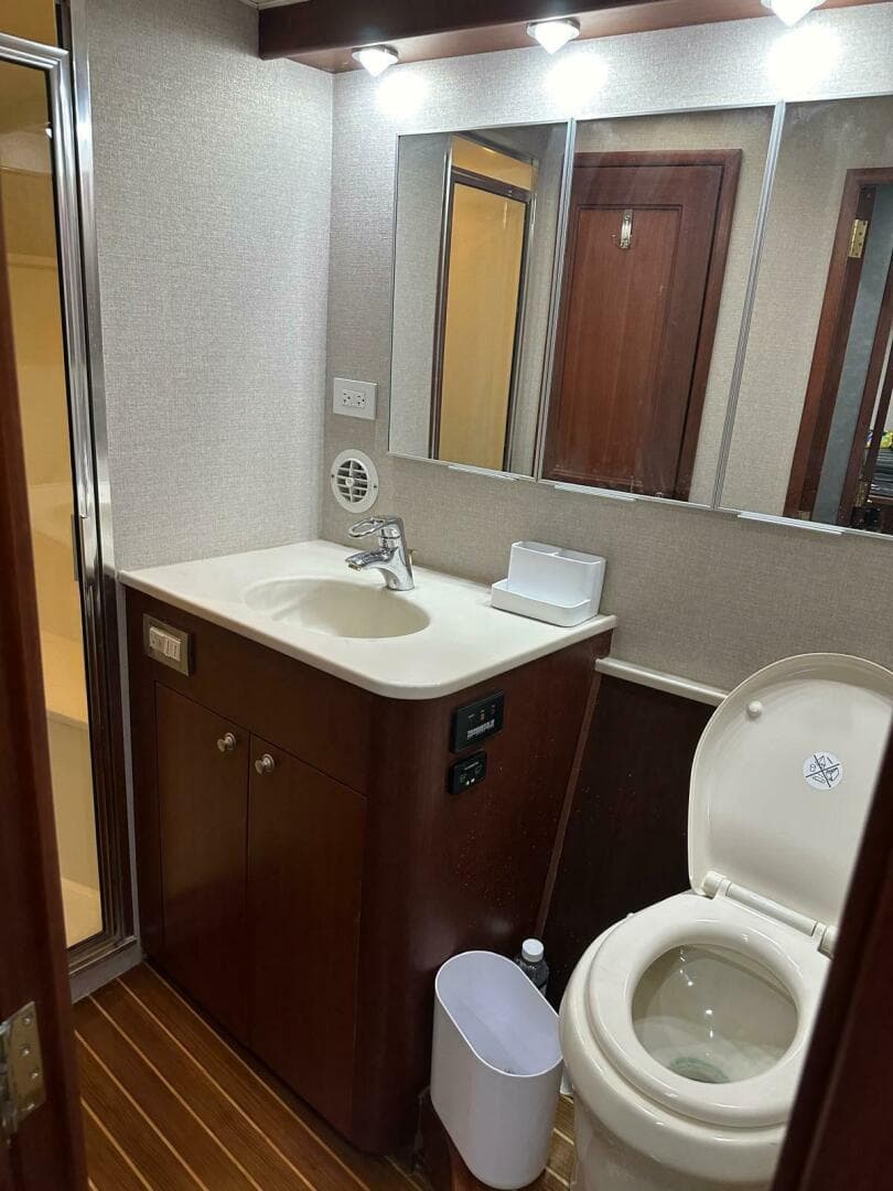 2001 Buddy Davis Sportfish — photo 31