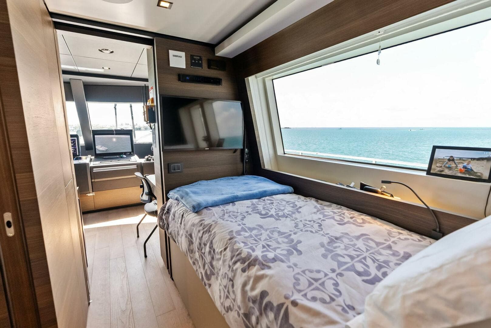 2023 Custom Line 33 Navetta — photo 110