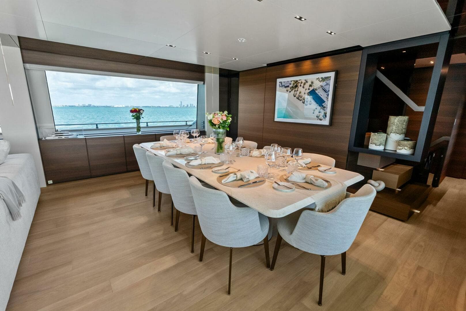 2023 Custom Line 33 Navetta — photo 44