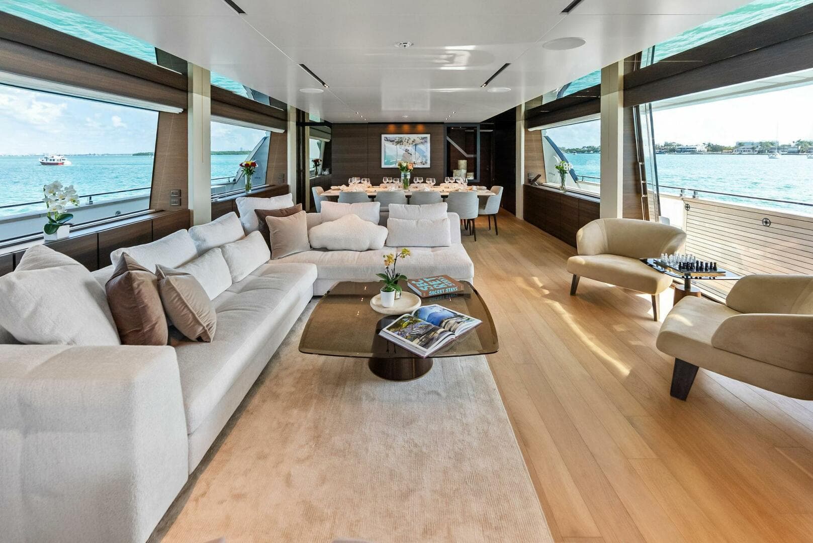 2023 Custom Line 33 Navetta — photo 37