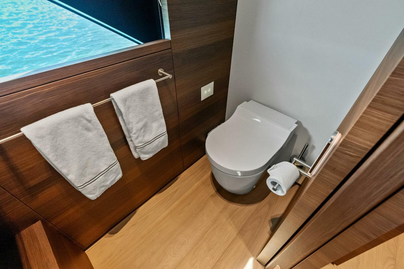 2023 Custom Line 33 Navetta — photo 66